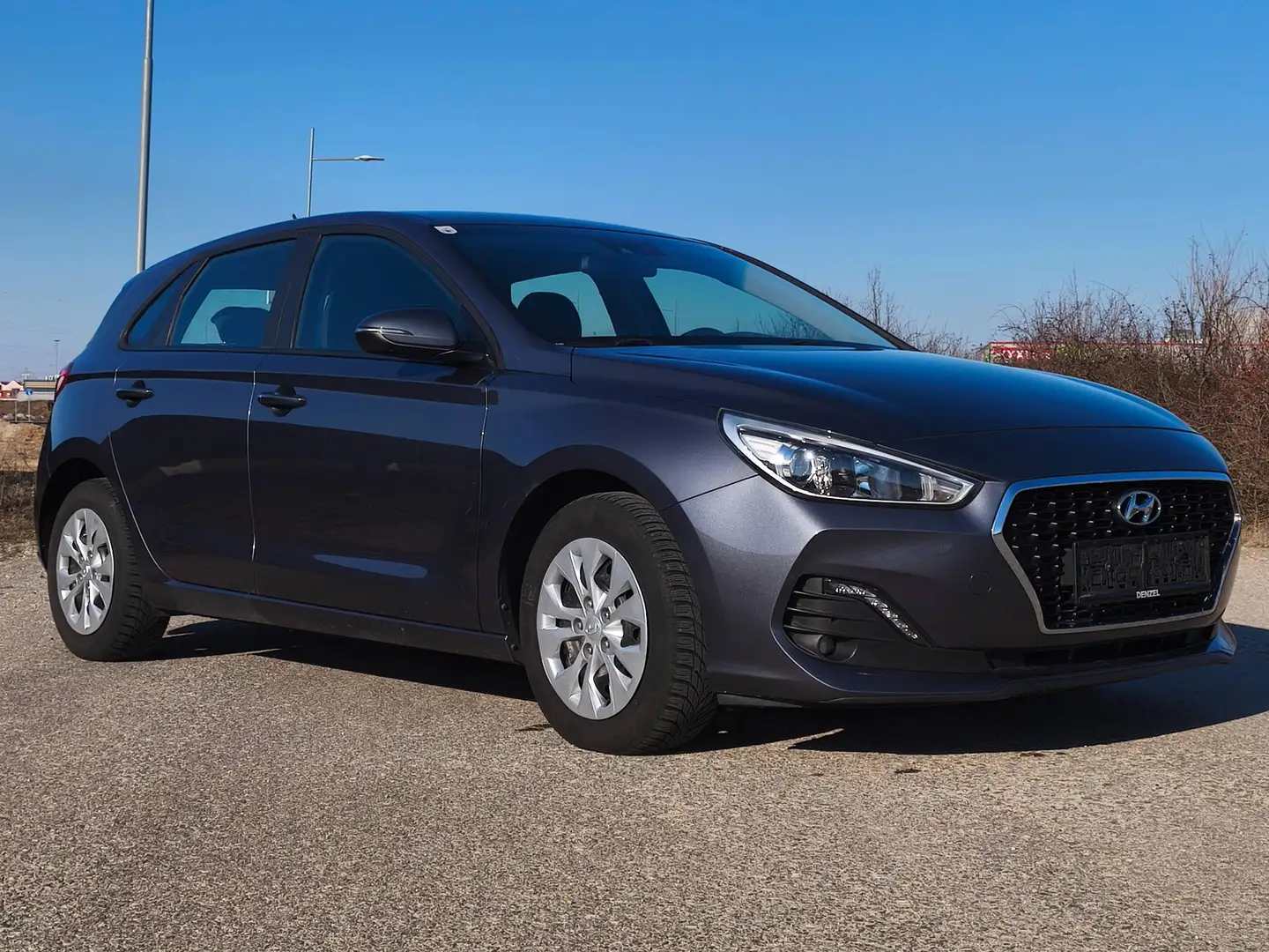 Hyundai i30 i30 1,0 T-GDi Run Run Grau - 1