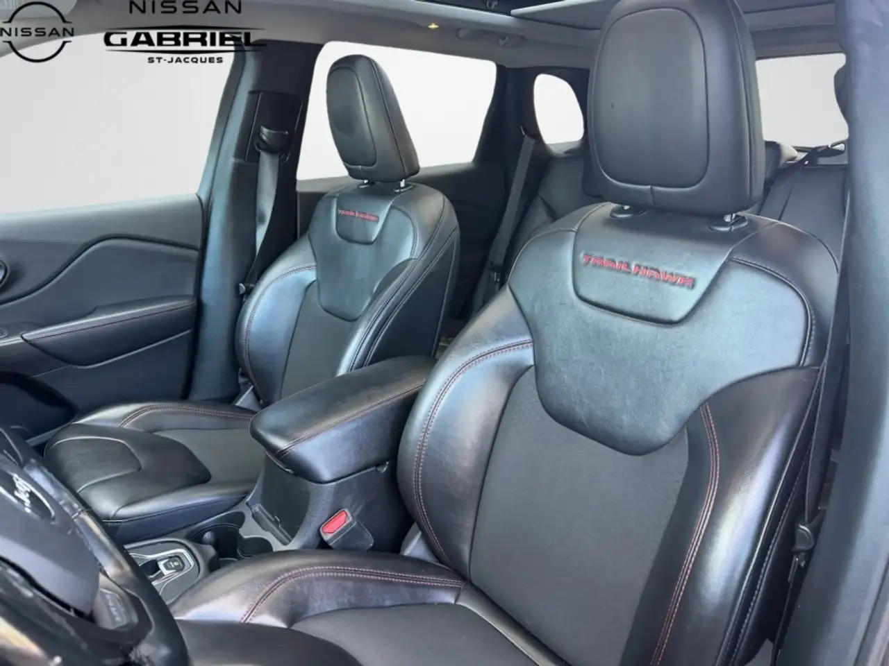 Jeep Cherokee снимка Jeep Cherokee