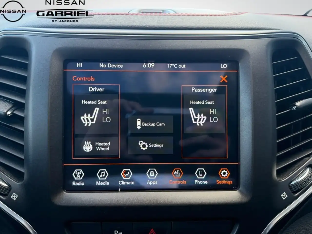 Jeep Cherokee снимка Jeep Cherokee