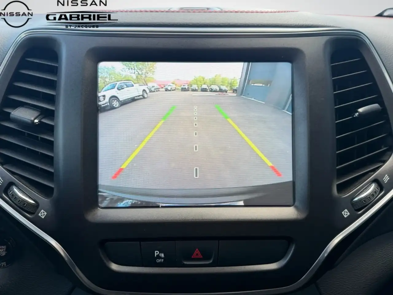 Jeep Cherokee снимка Jeep Cherokee