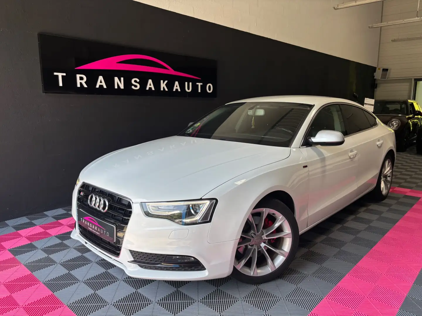 Audi A5 Ambiente Blanc - 1