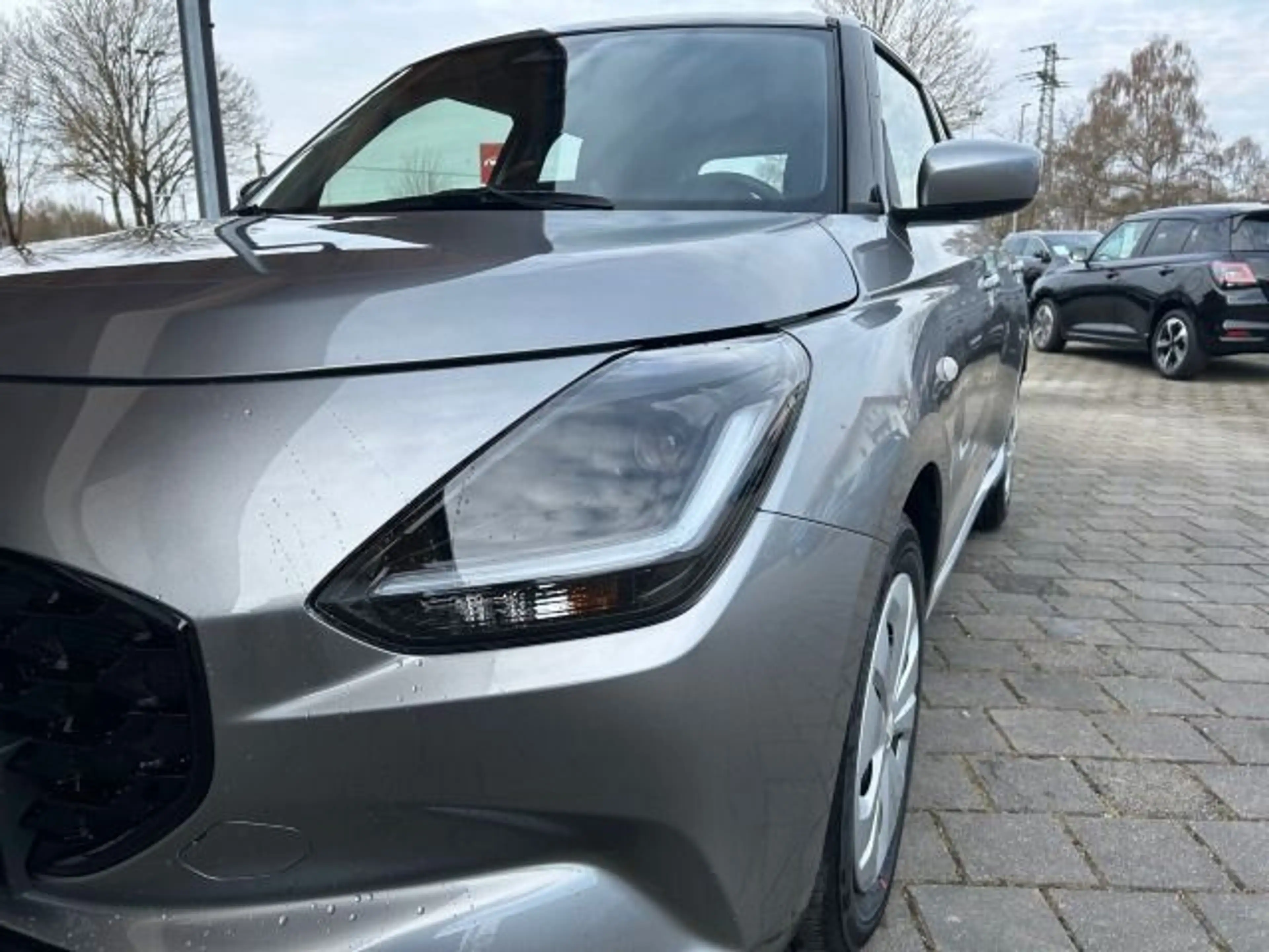 Suzuki Swift SWIFT CLUB HYBRID ALLGRIPP — photo 9