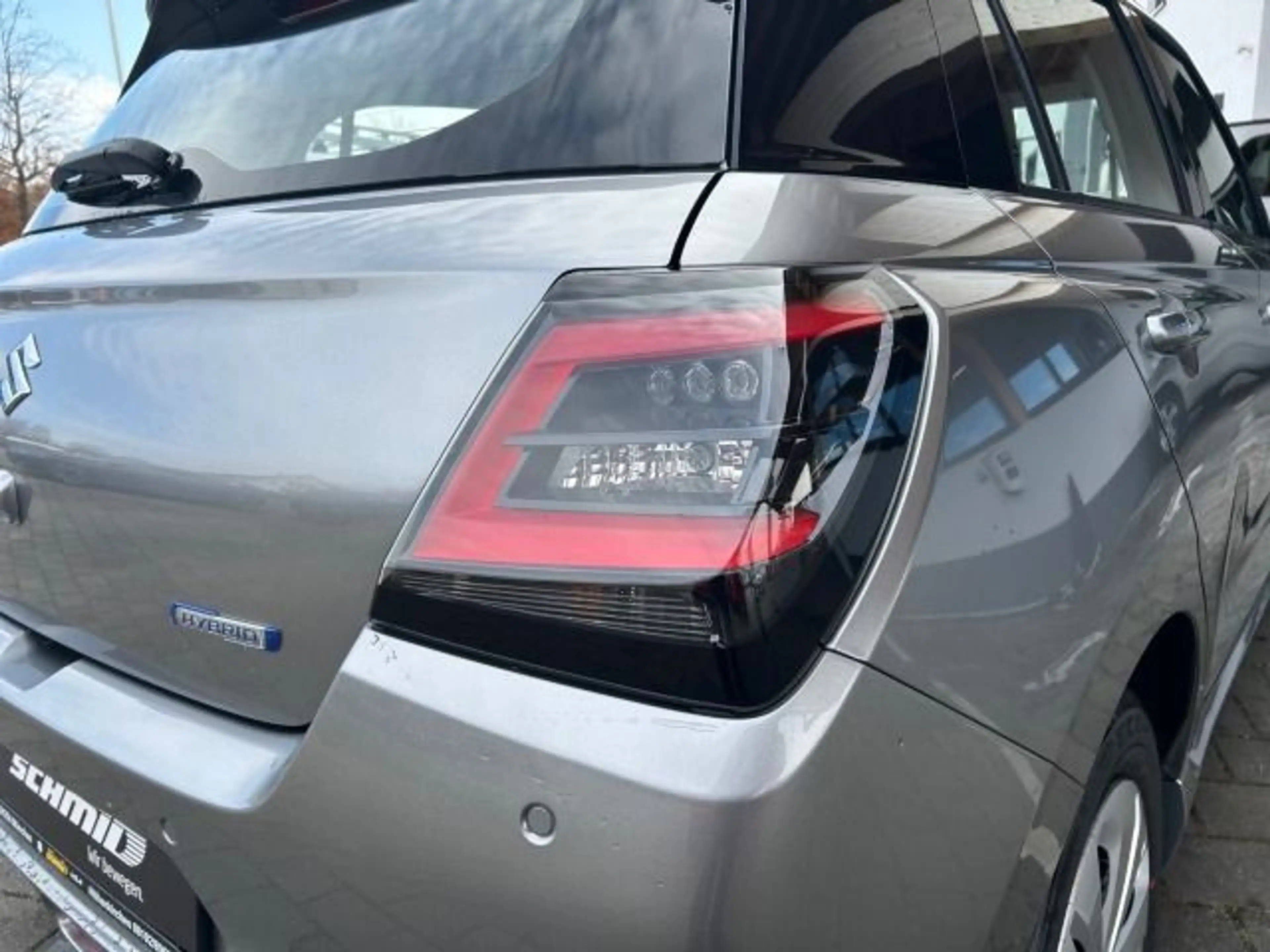 Suzuki Swift SWIFT CLUB HYBRID ALLGRIPP — photo 12