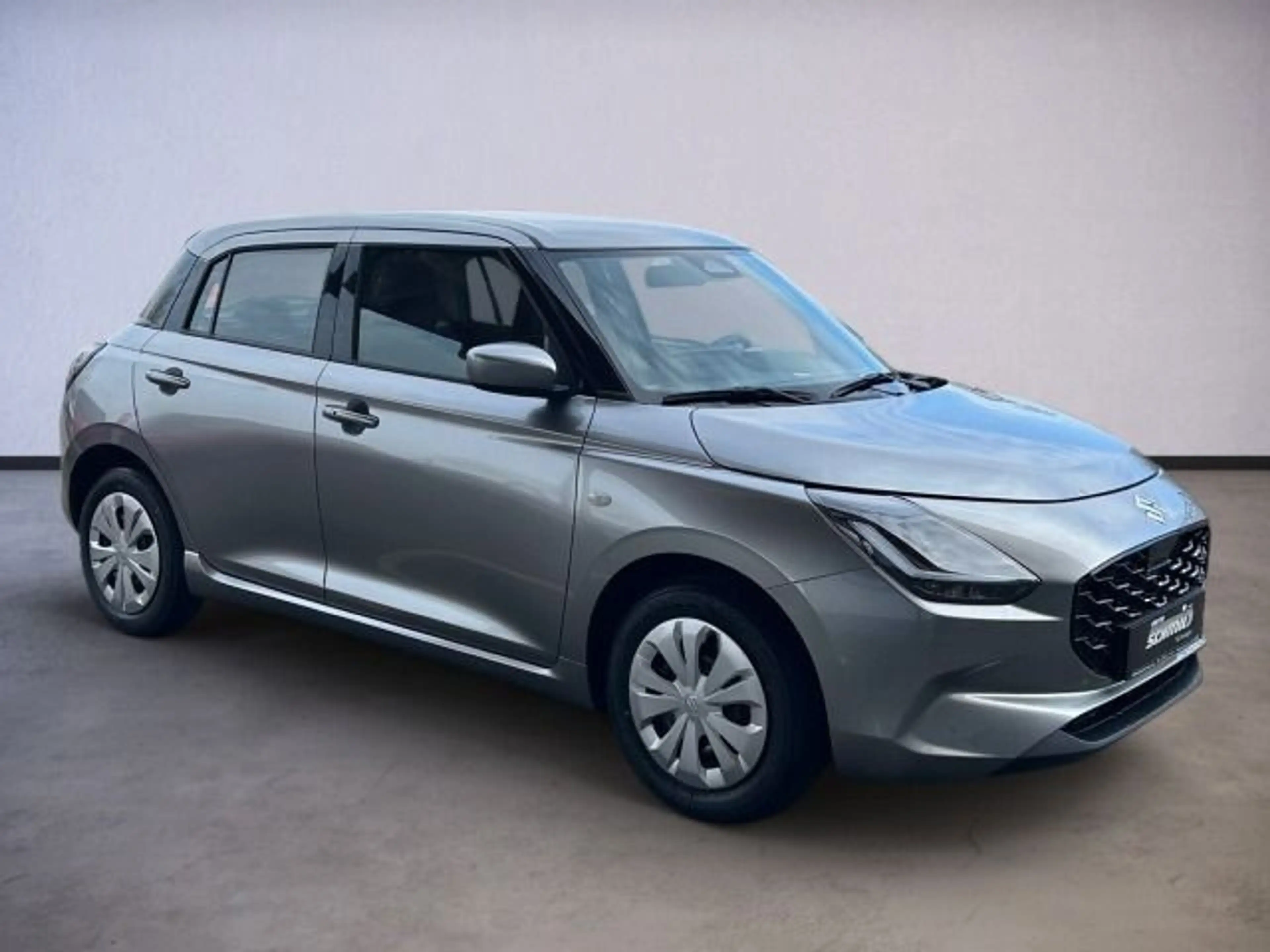 Suzuki Swift SWIFT CLUB HYBRID ALLGRIPP — photo 3
