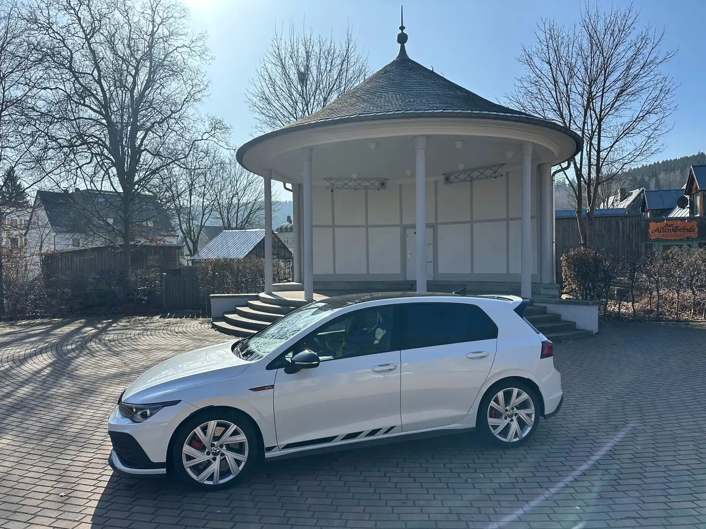 Volkswagen Golf GTI Clubsport 8-fach Alu 4 Jahre Werksgarantie Blanco - 1