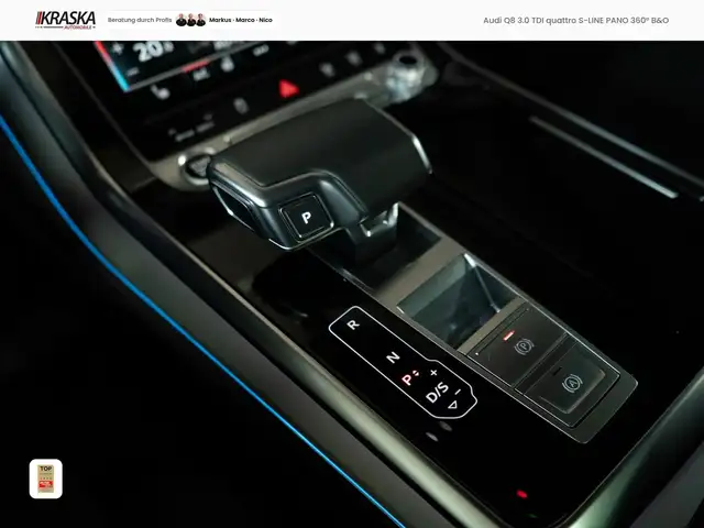 Audi Q8 view 15