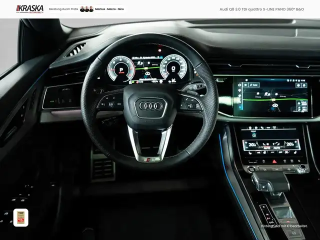 Audi Q8 view 8