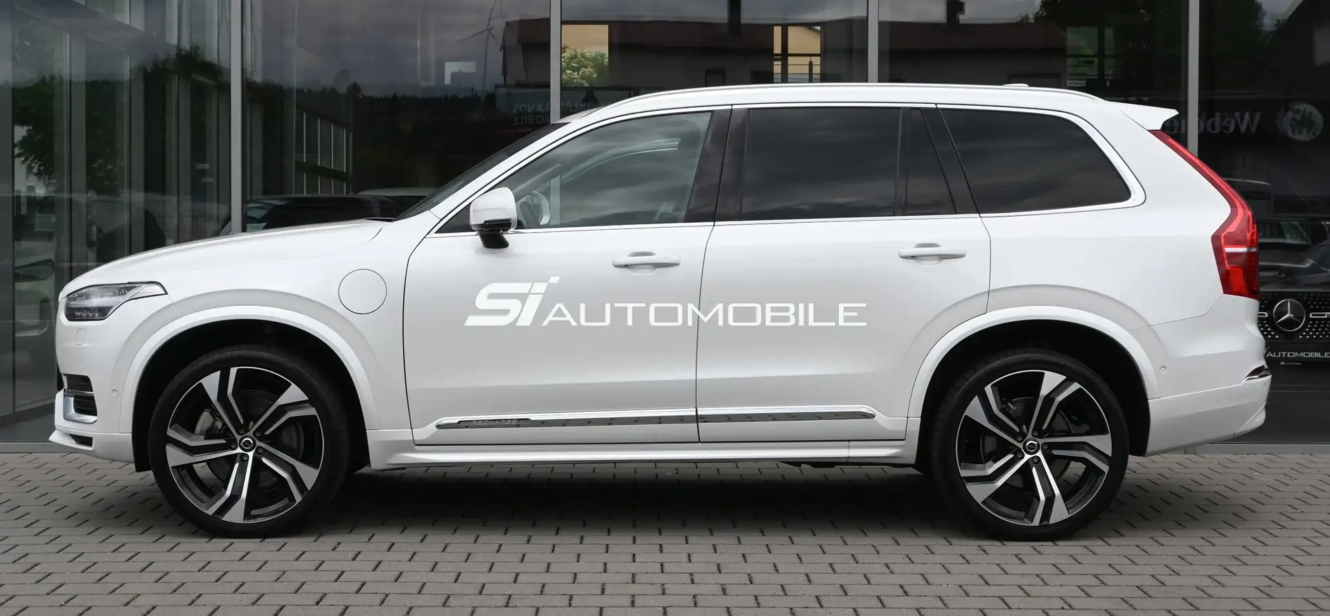 Volvo XC90 T8 AWD Rech. Ultimate Bright *AHK*B&W*FOUR-C*VOLL! Weiß - 2