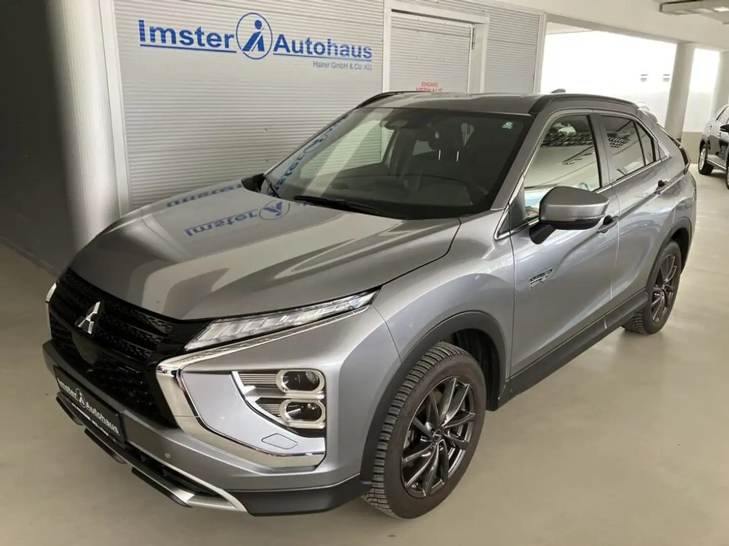 Mitsubishi Eclipse Cross Eclipse Cross 2,4 PHEV 4WD Intense+ CVT Aut. AHK Gris - 1