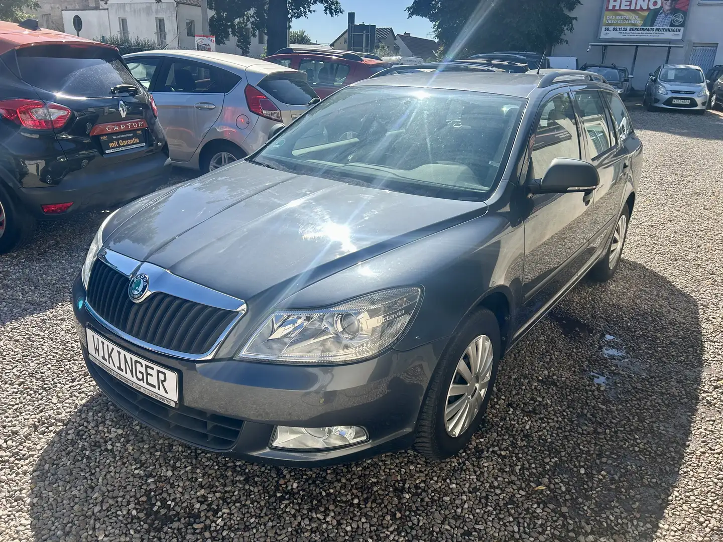 Skoda Octavia Kombi Classic 1.2 TSI * Klima * AHK * TüV neu Grigio - 1