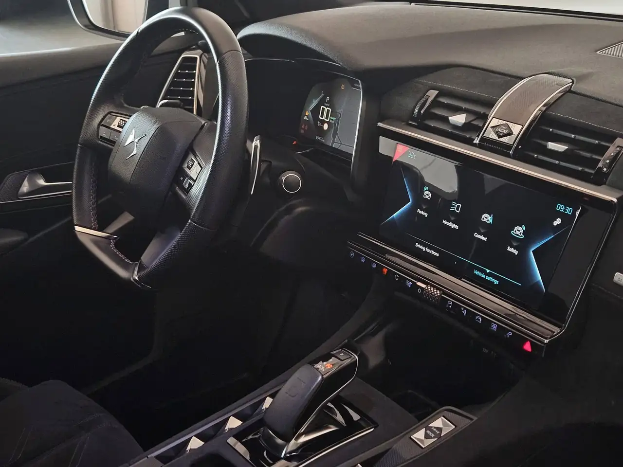 DS Automobiles DS 7 Crossback 2021 — фото 12