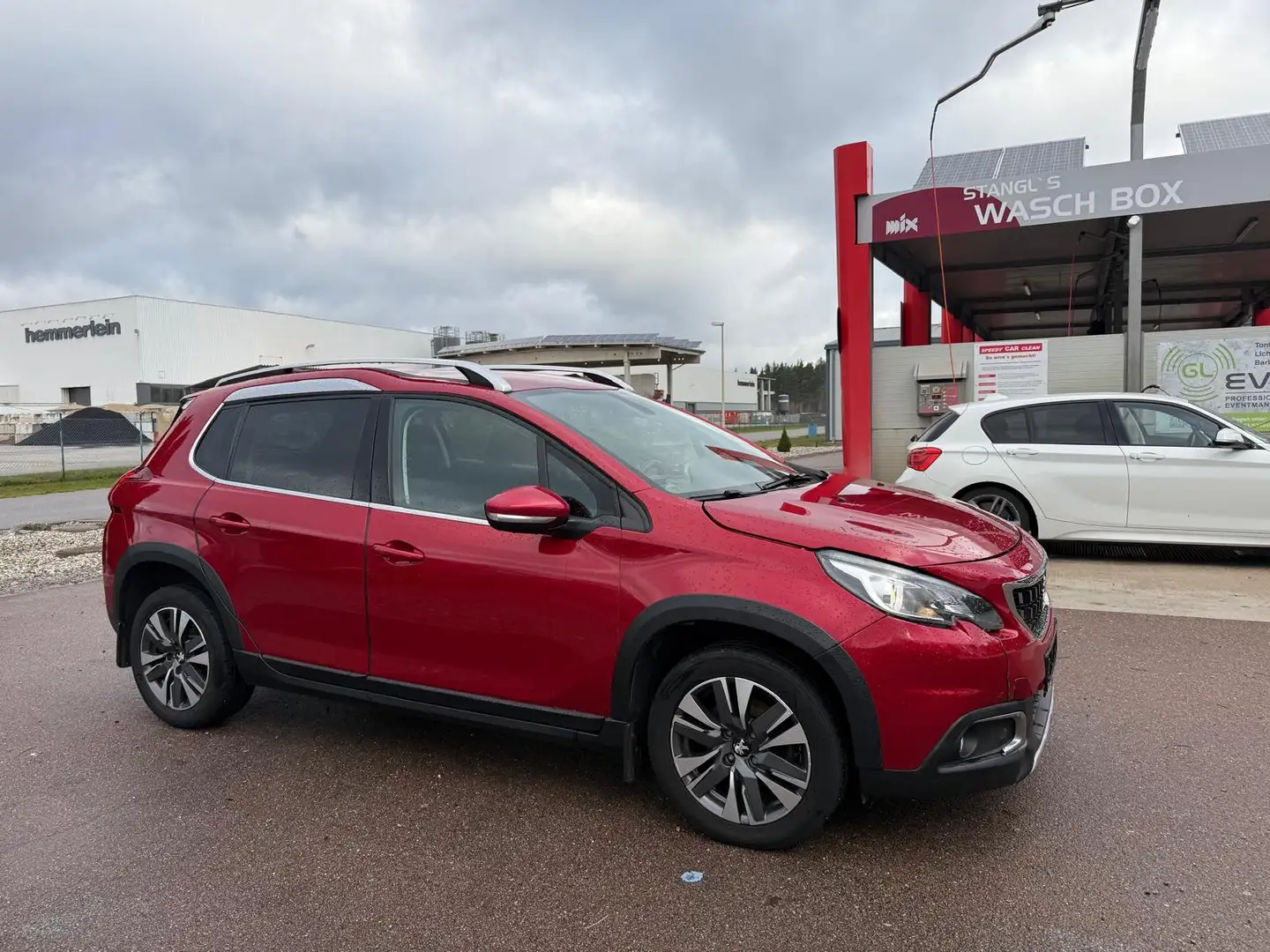 Peugeot 2008 Access Rojo - 2