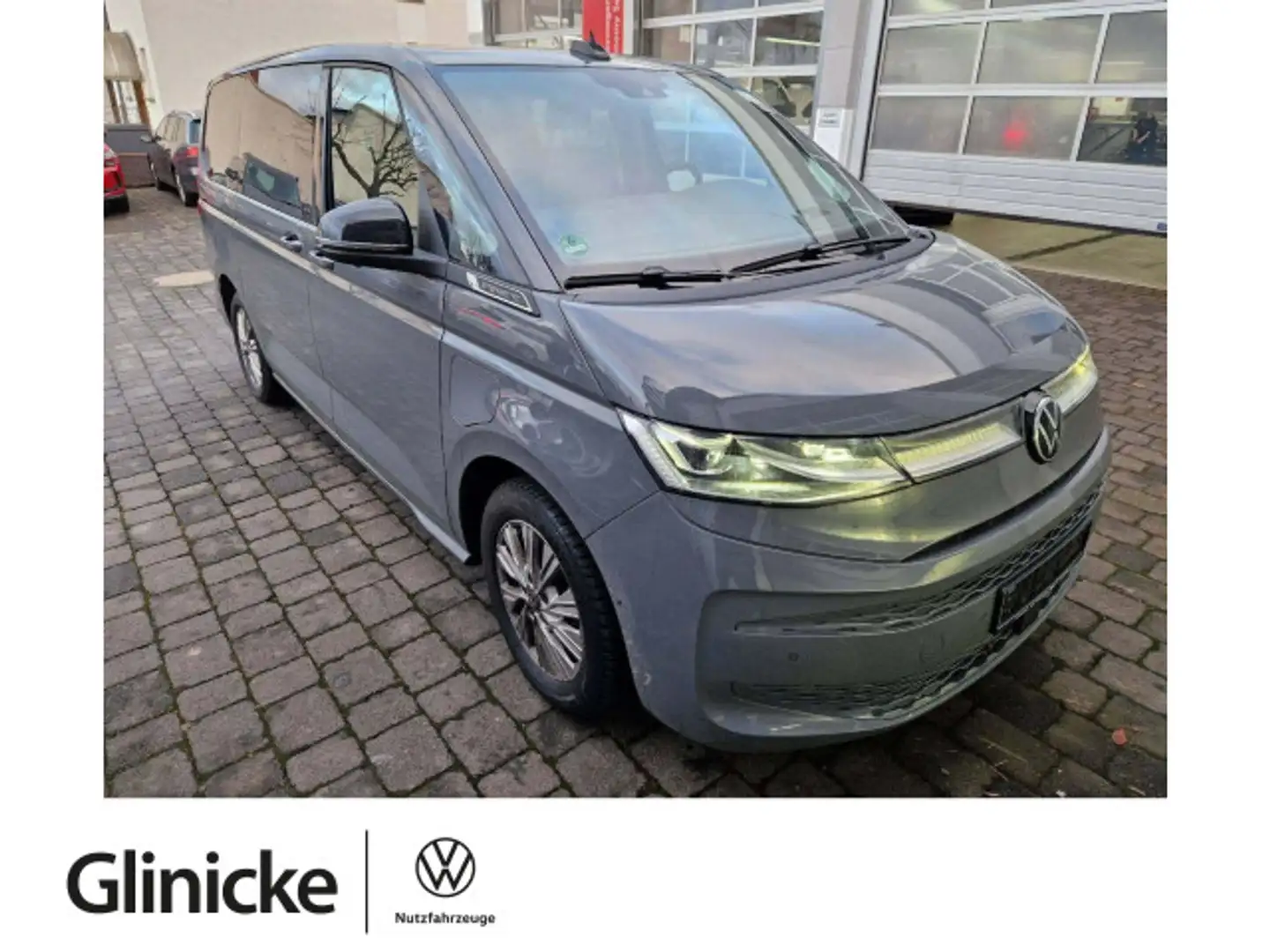 Volkswagen T7 Multivan Energetic lang eHybrid AHK/360/HuD/ACC/ Grau - 1