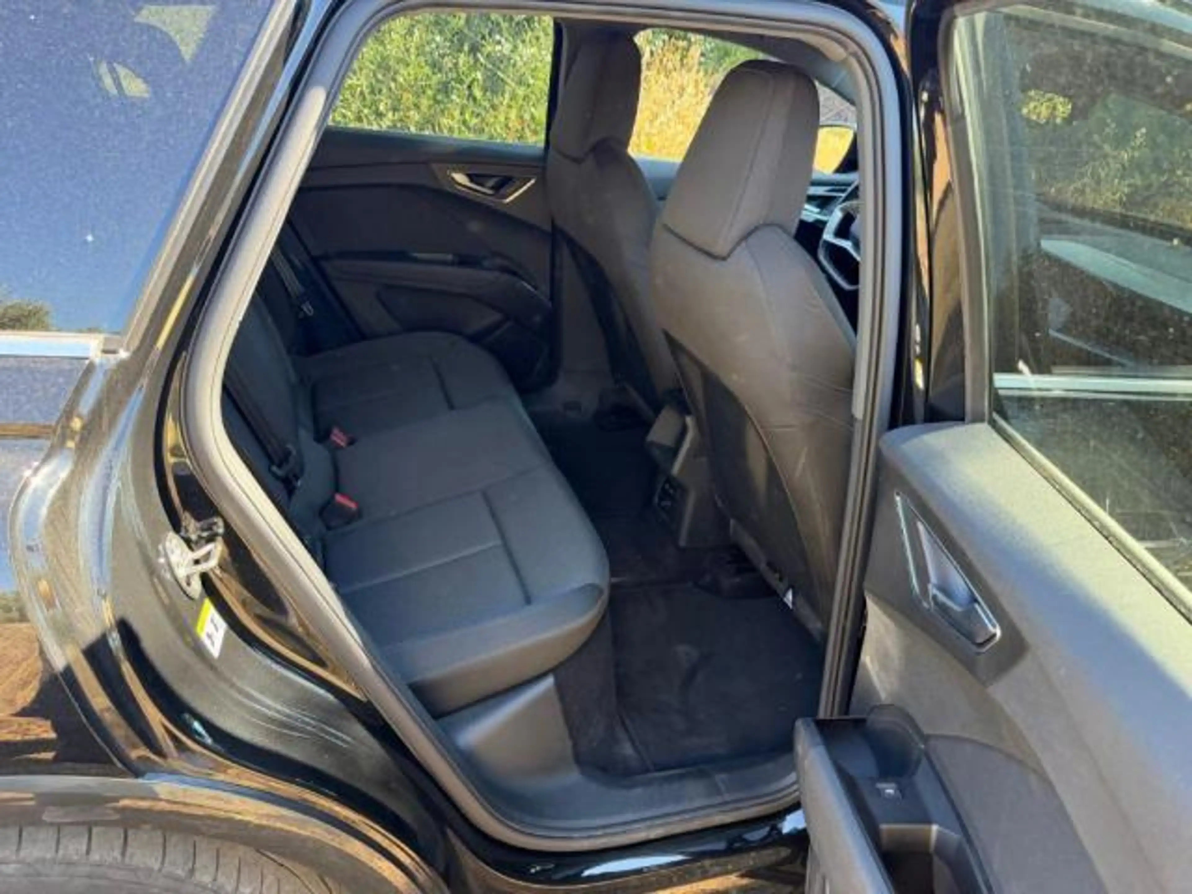 Audi Q4 e-tron 45 S LINE 20Z/MTRX/ACC/KAM./DSP/CARPL. — photo 11
