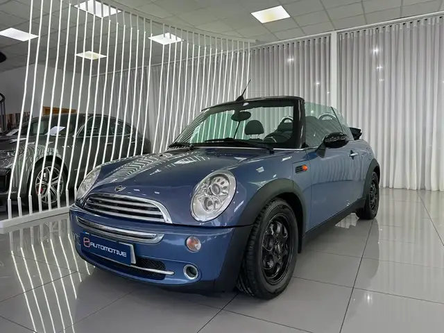 MINI Cooper Cabrio