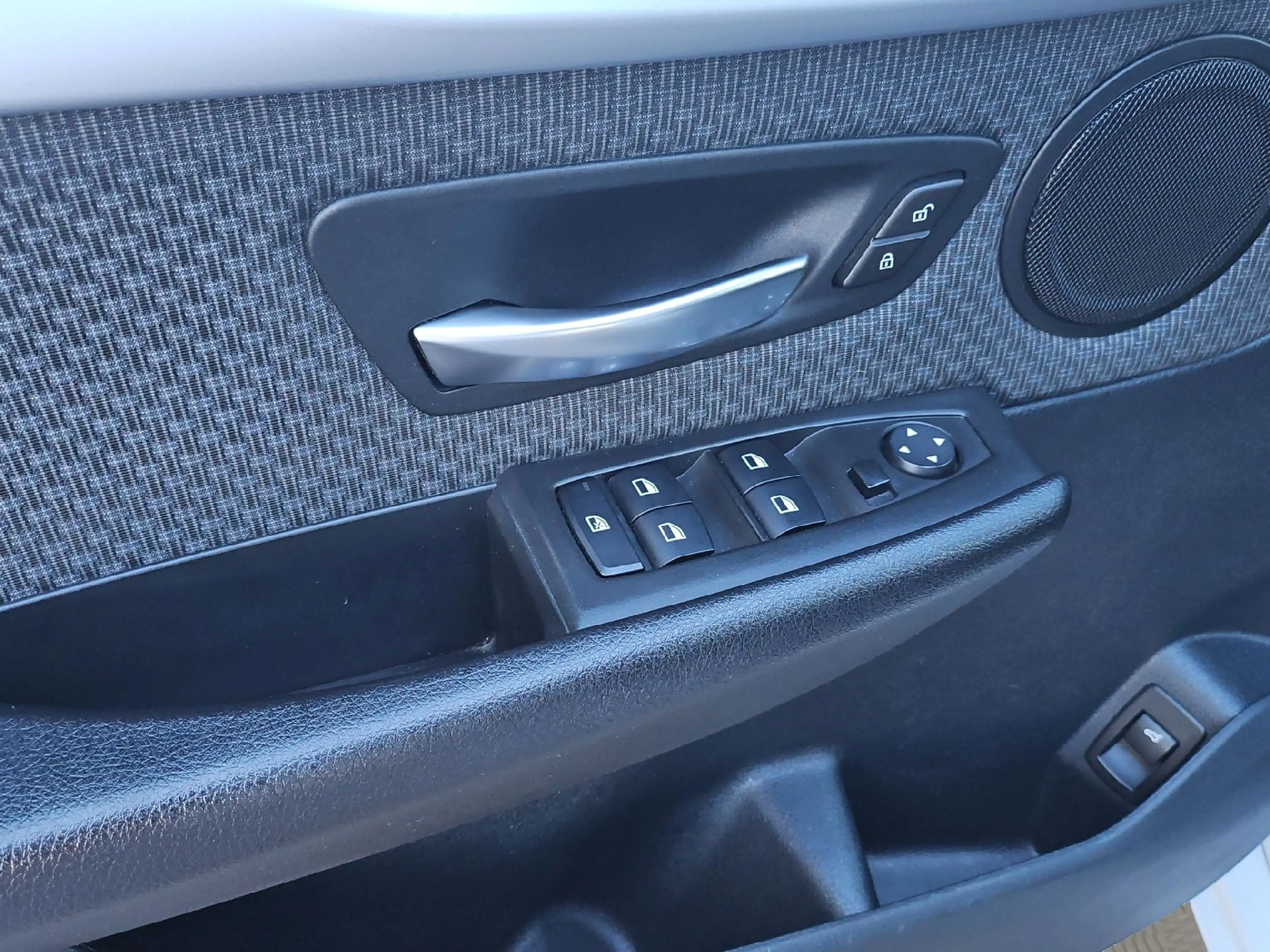 BMW 216 Gran Tourer - 216i Advantage — photo 9