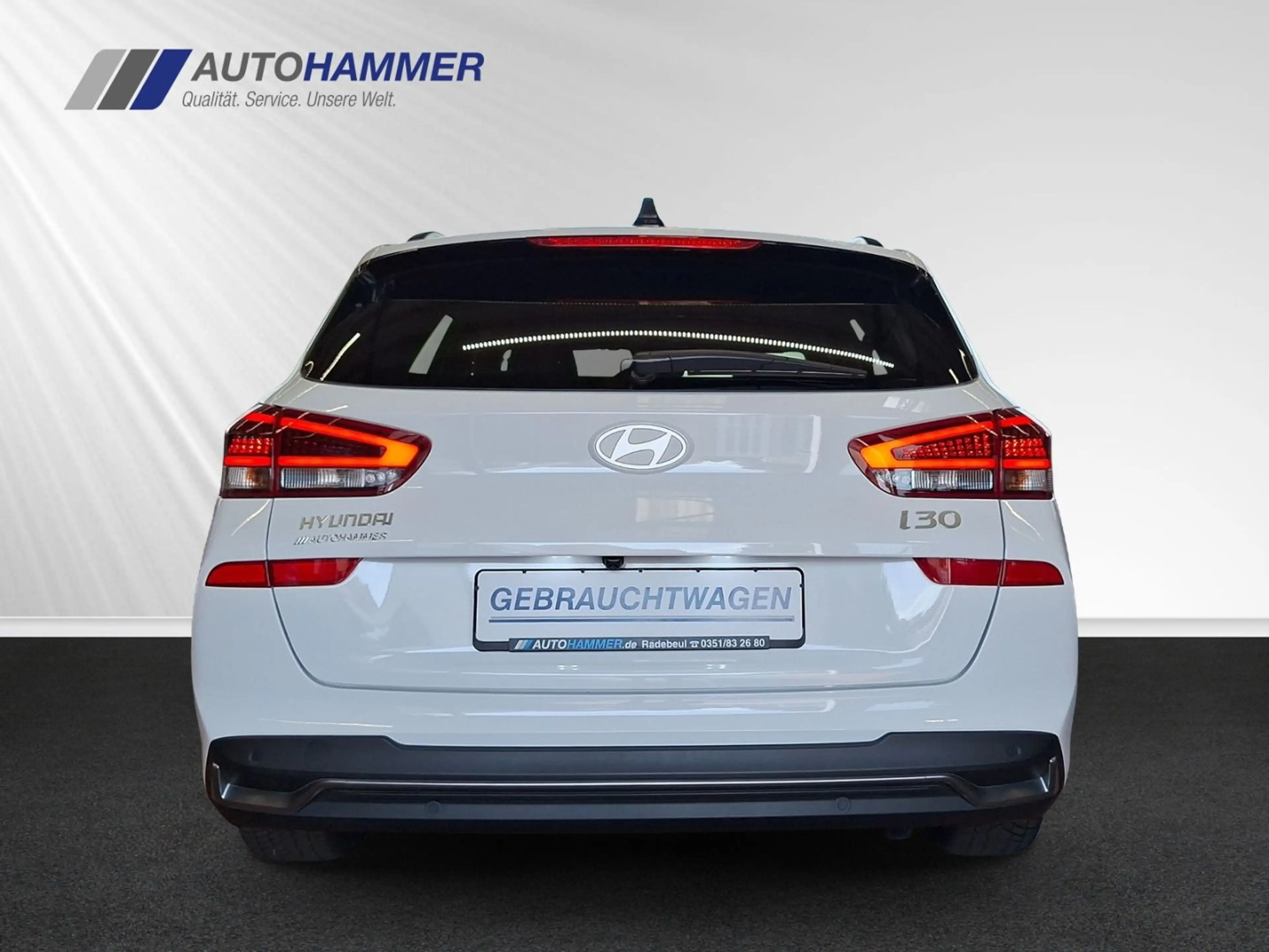 Hyundai i30 Kombi 1.5T M/T ADVANTAGE SHZ LED Navi PanD. — photo 13