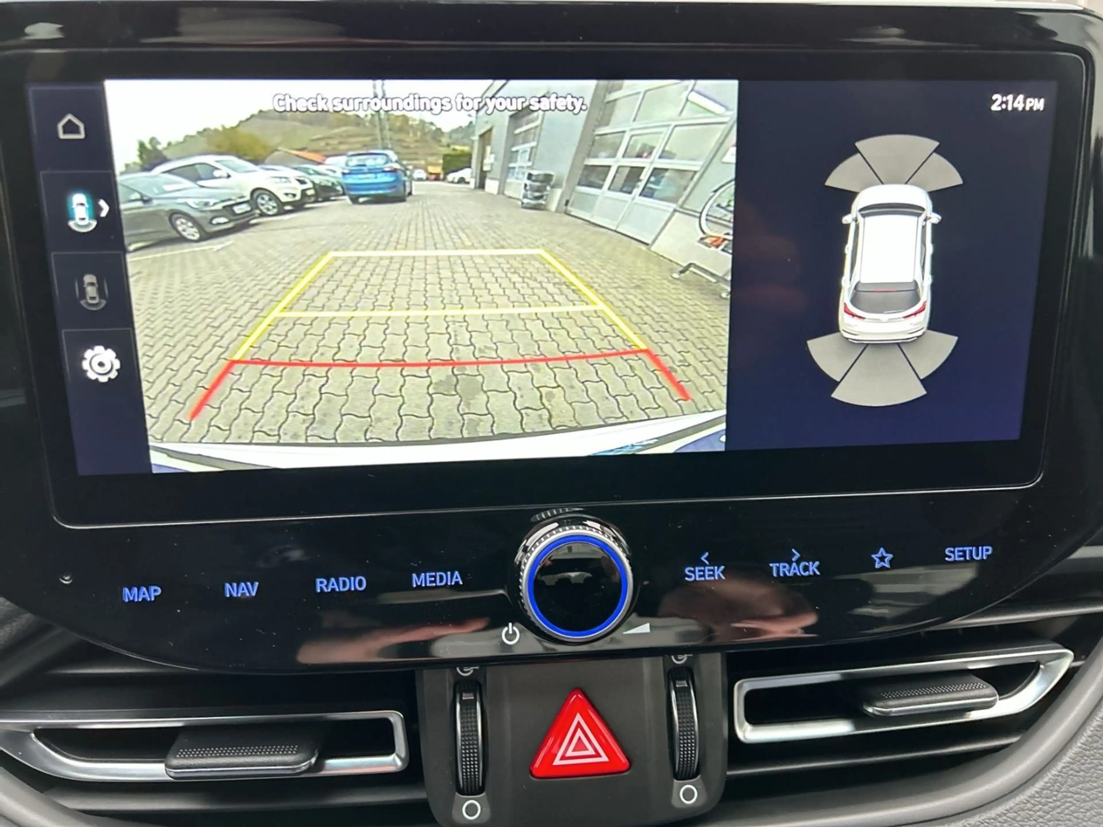 Hyundai i30 Kombi 1.5T M/T ADVANTAGE SHZ LED Navi PanD. — photo 8