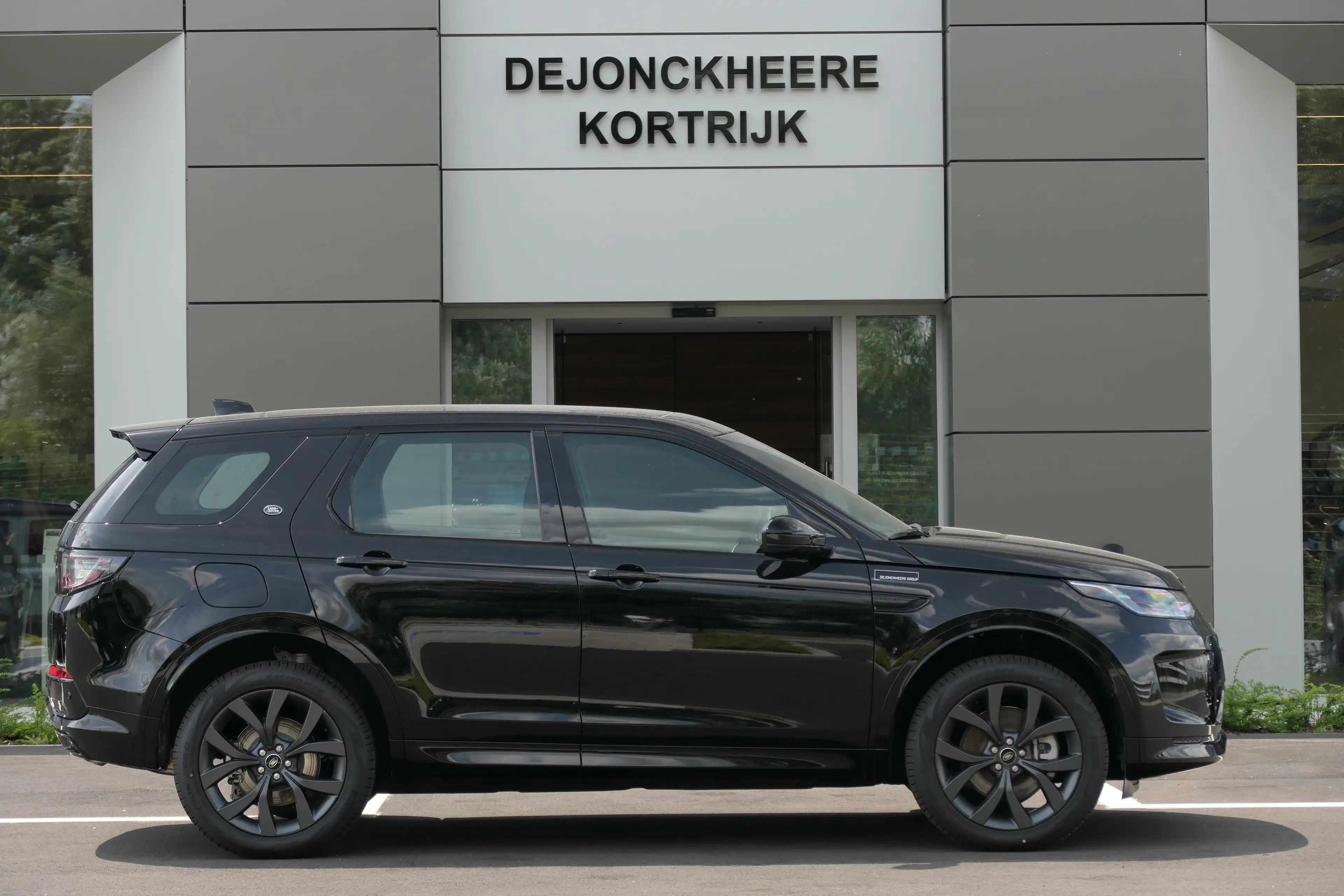 Land Rover Discovery Sport P300e R-Dynamic SE | BLACK PACK | PANO | MERIDIAN — photo 3