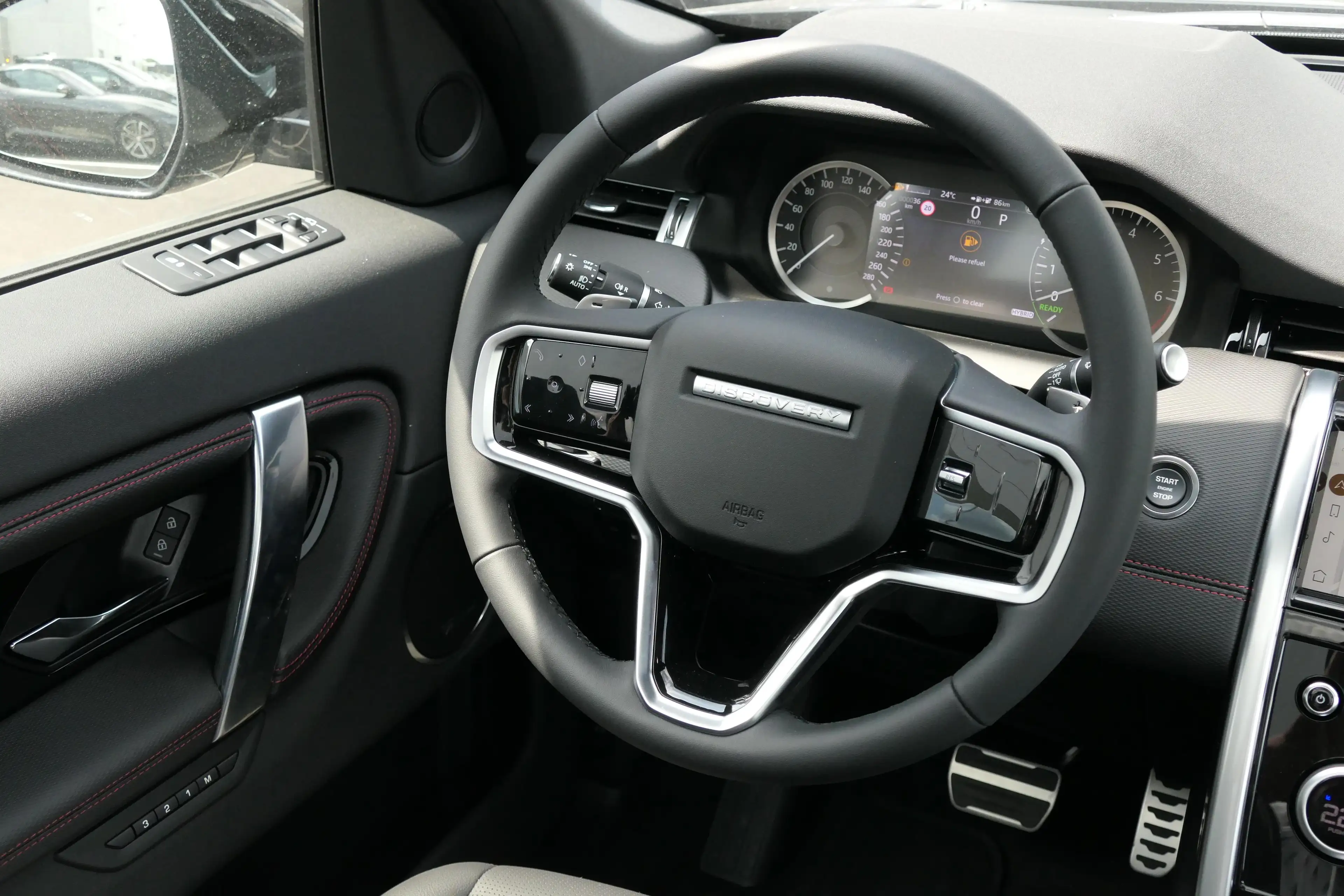 Land Rover Discovery Sport P300e R-Dynamic SE | BLACK PACK | PANO | MERIDIAN — photo 15