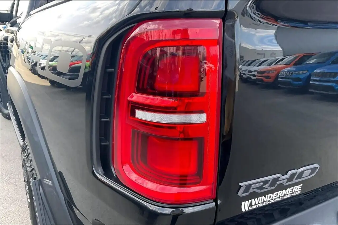 RAM 1500 снимка RAM 1500