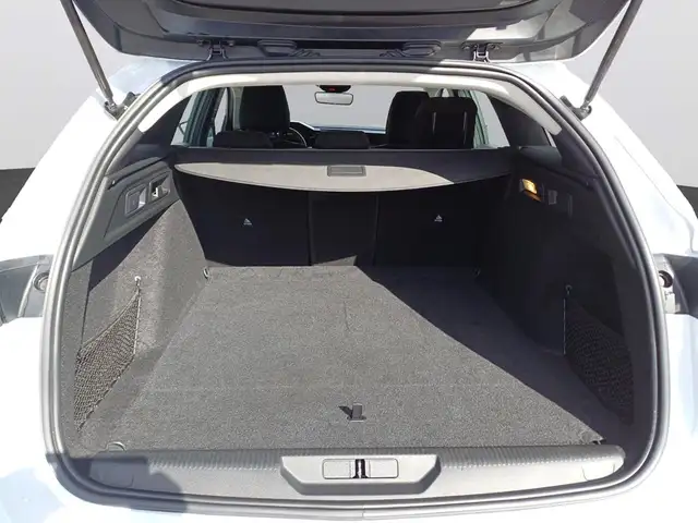 Peugeot 308 view 7