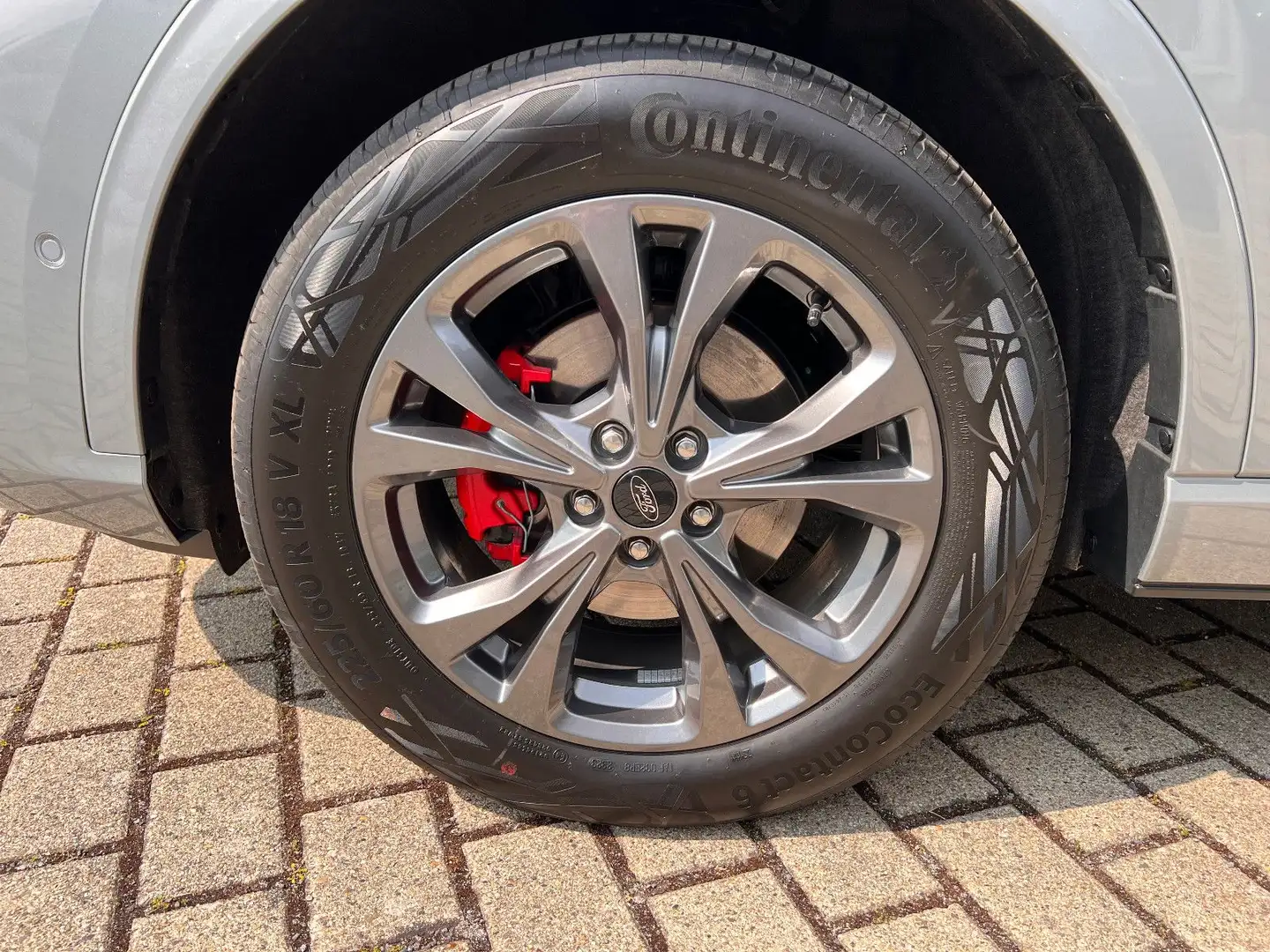 Ford Kuga Plug-In Hybrid ST-Line Head-Up LED Zilver - 2