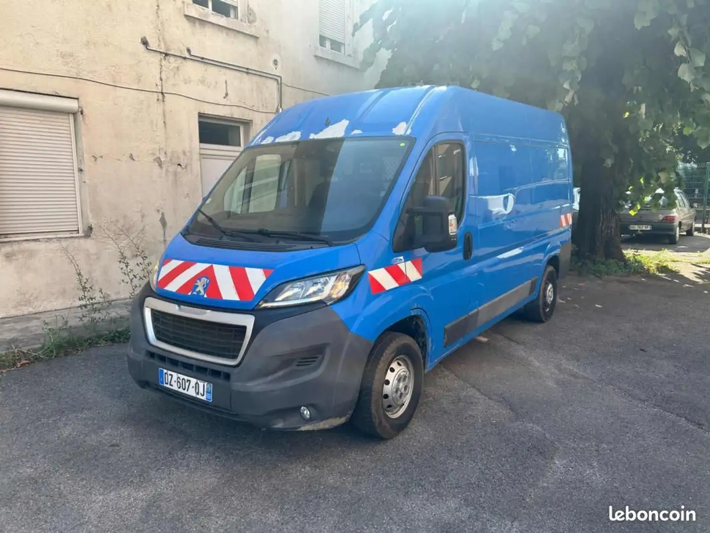 Peugeot Boxer 335 L2H2 2.2 HDi 150 Pack Clim Nav Bleu - 1