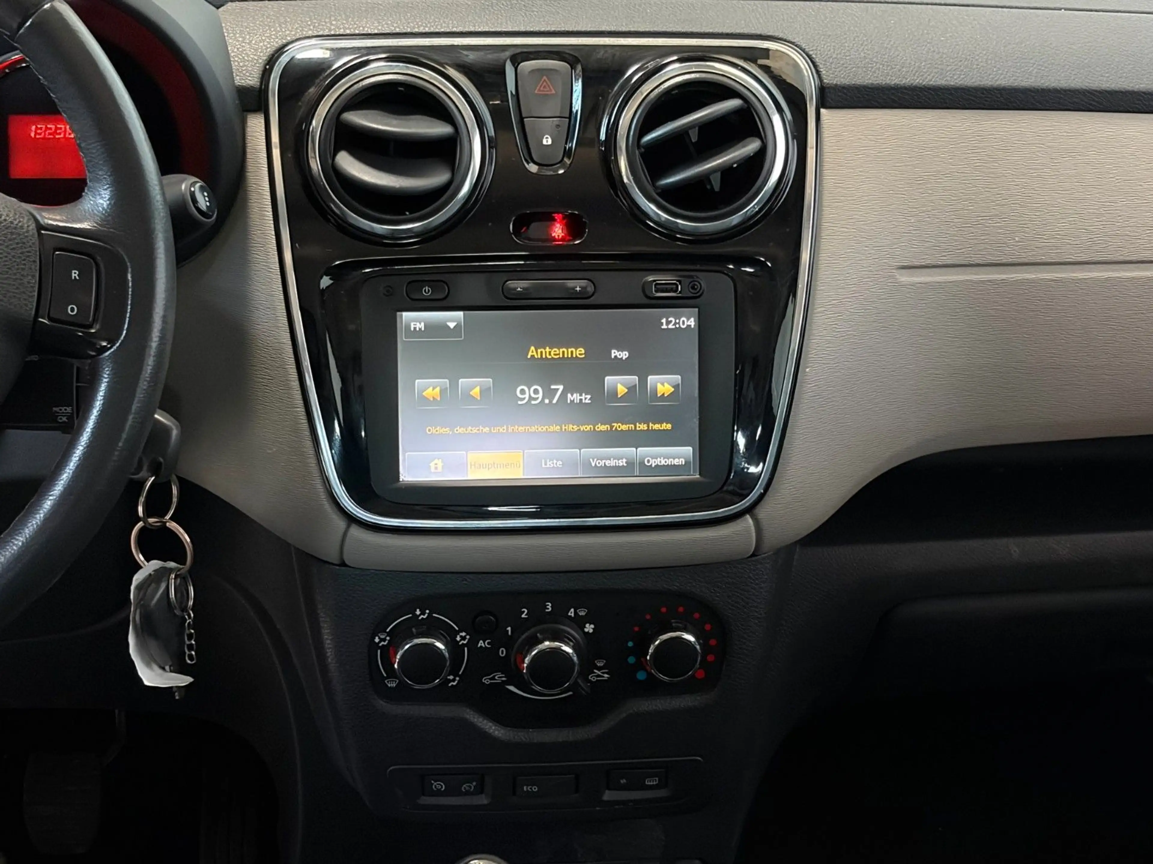 Dacia Lodgy Prestige 1.2 — photo 13