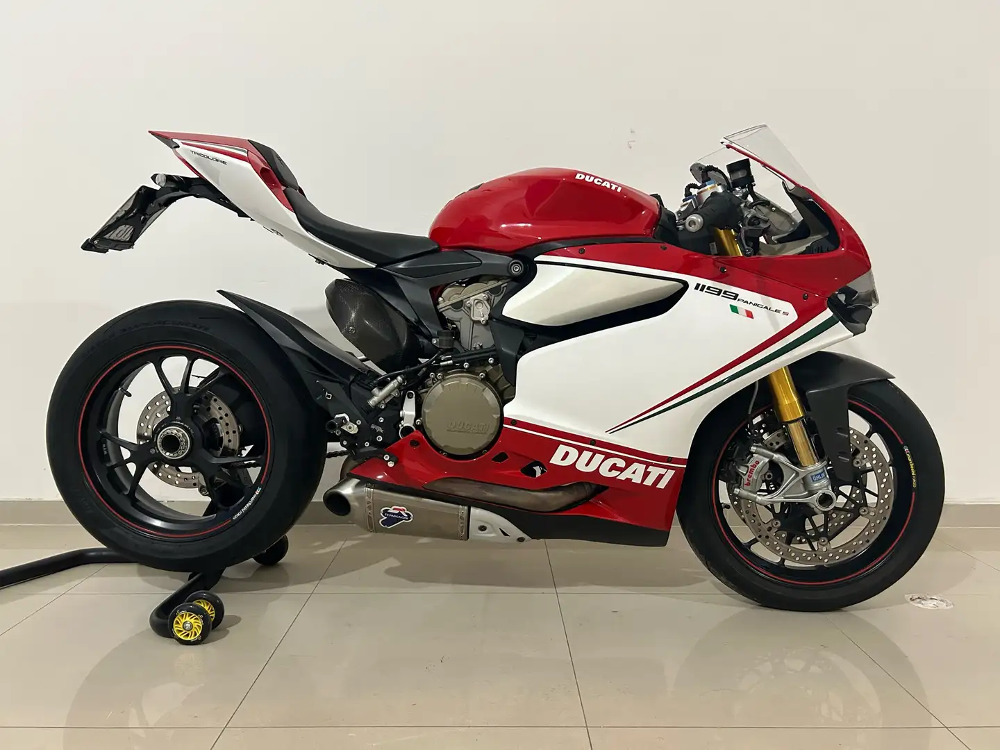 Ducati 1199 Panigale S Tricolore Rosso - 1