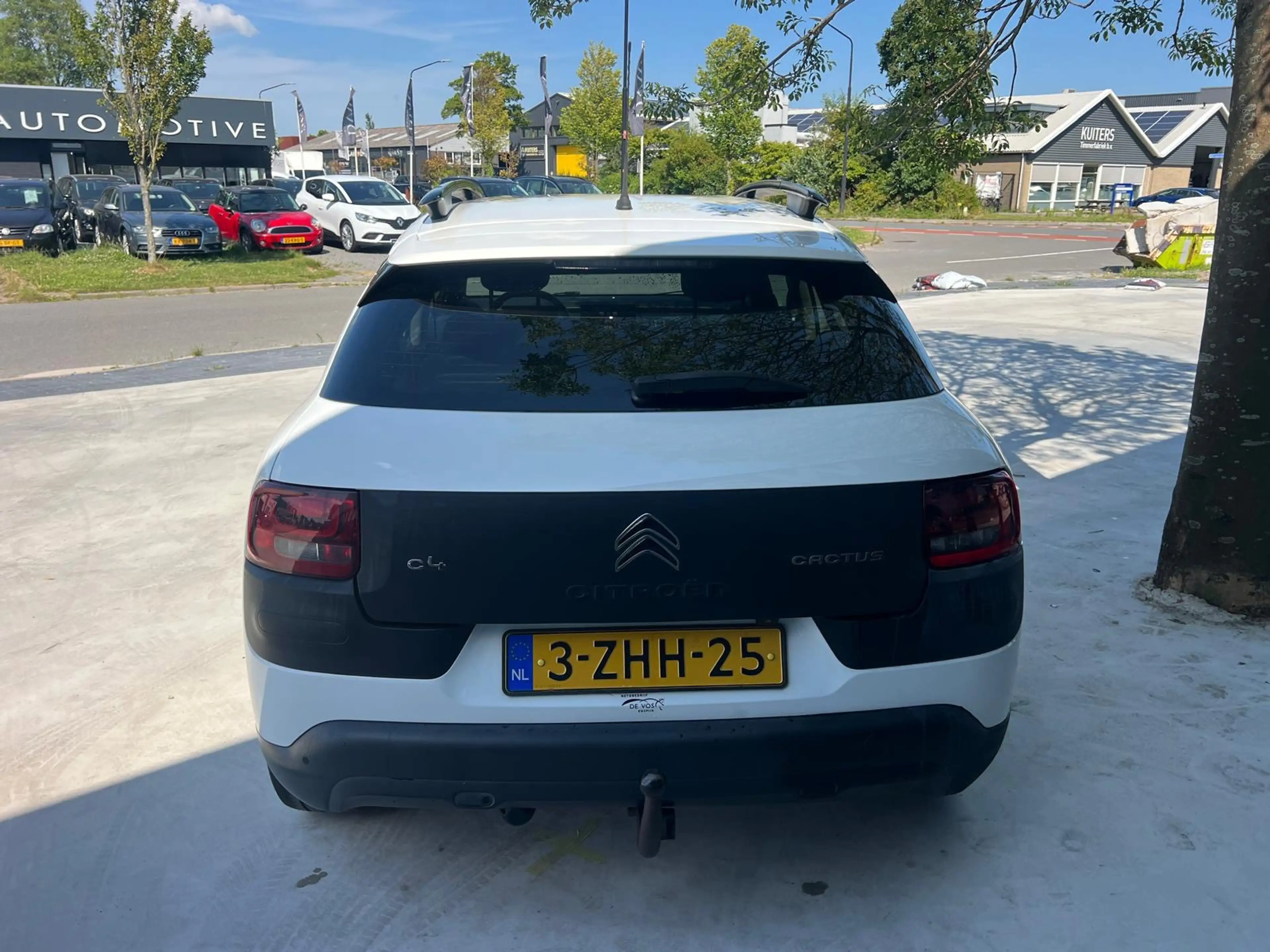 Citroen C4 Cactus 1.2 e-VTi Shine/automaat/airco/camera/Trekhaak/NAP — photo 5