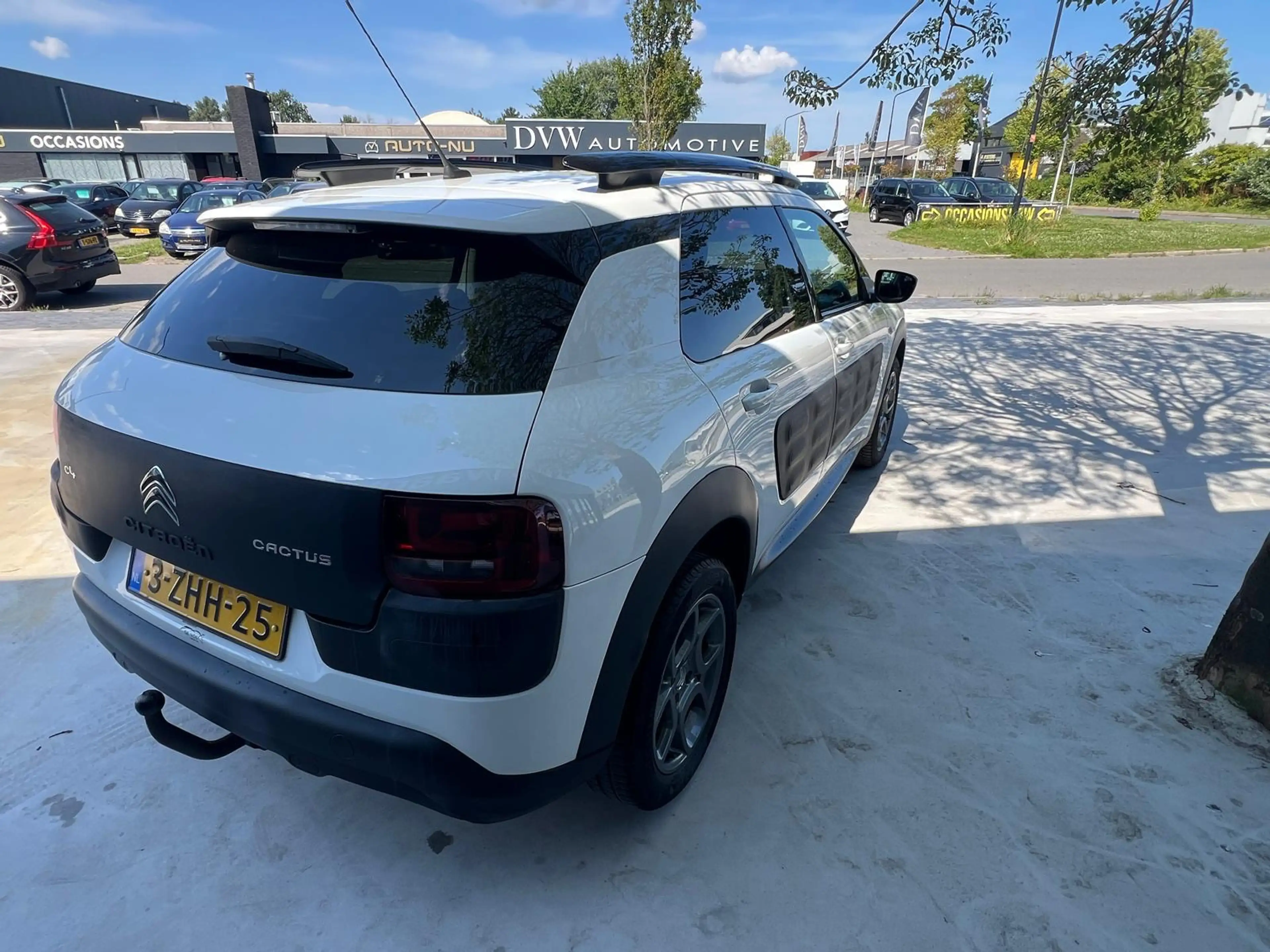Citroen C4 Cactus 1.2 e-VTi Shine/automaat/airco/camera/Trekhaak/NAP — photo 7