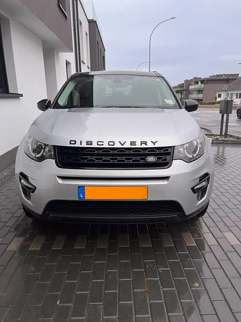 Land Rover Discovery Sport SE AWD Gris - 1