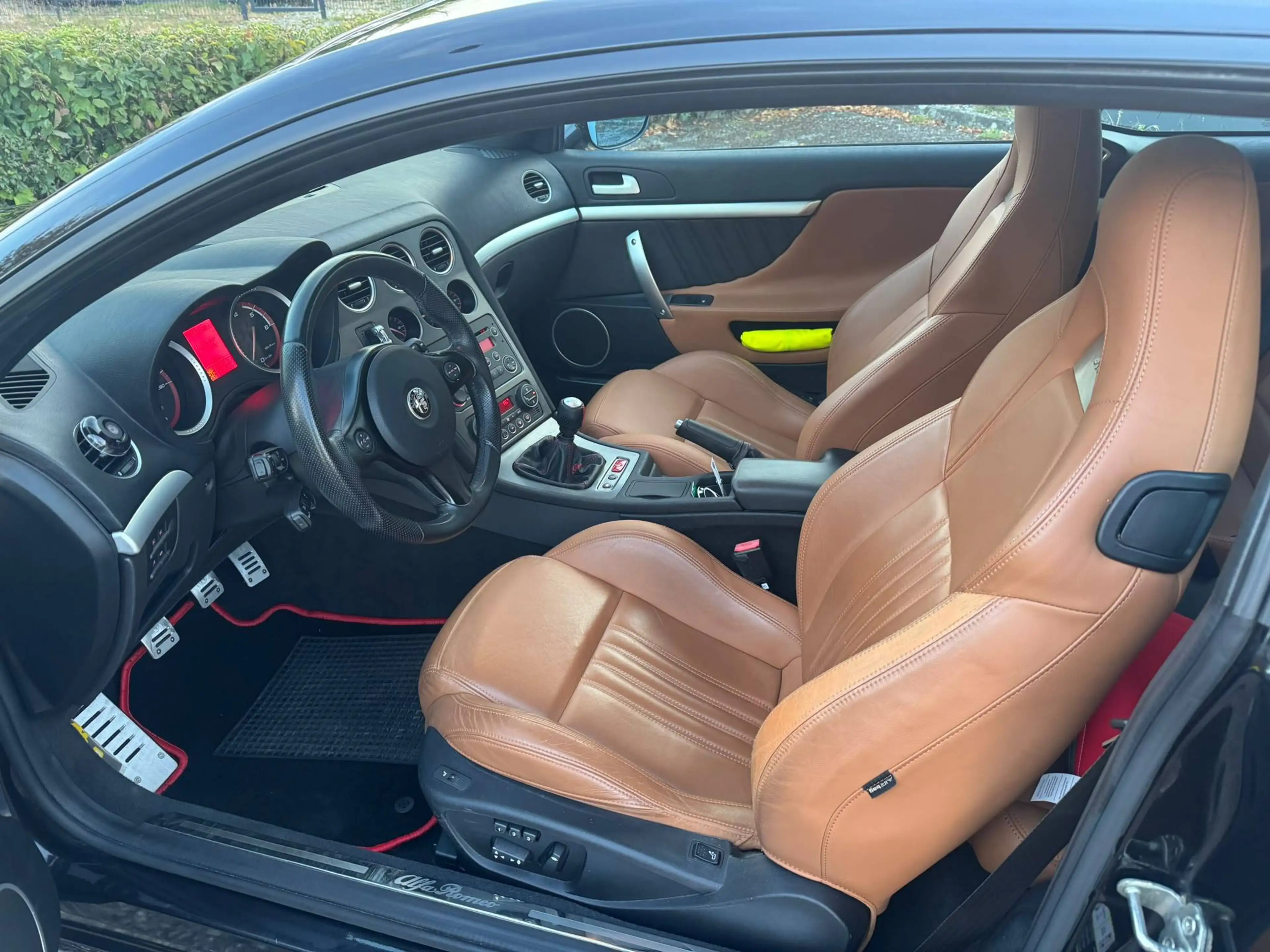 Alfa Romeo Brera 2.4 JTDM 209PS*Sehr selten* Zahnriemen neu*Leder Poltrona Frau Beige** — photo 3