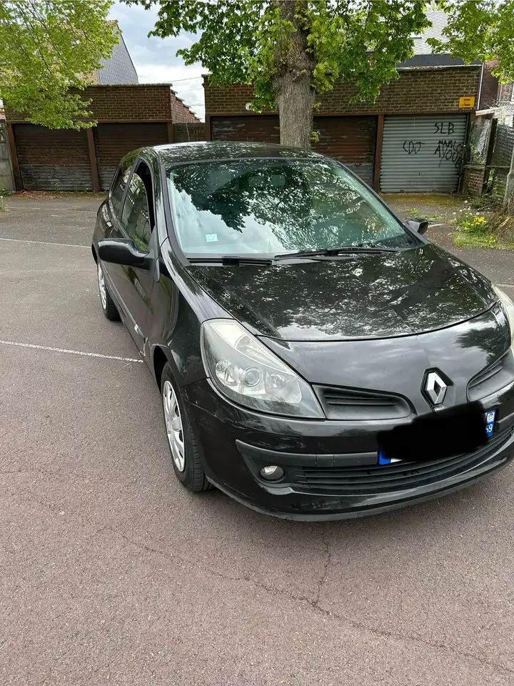 Renault Clio 1.6i 16v 90cv