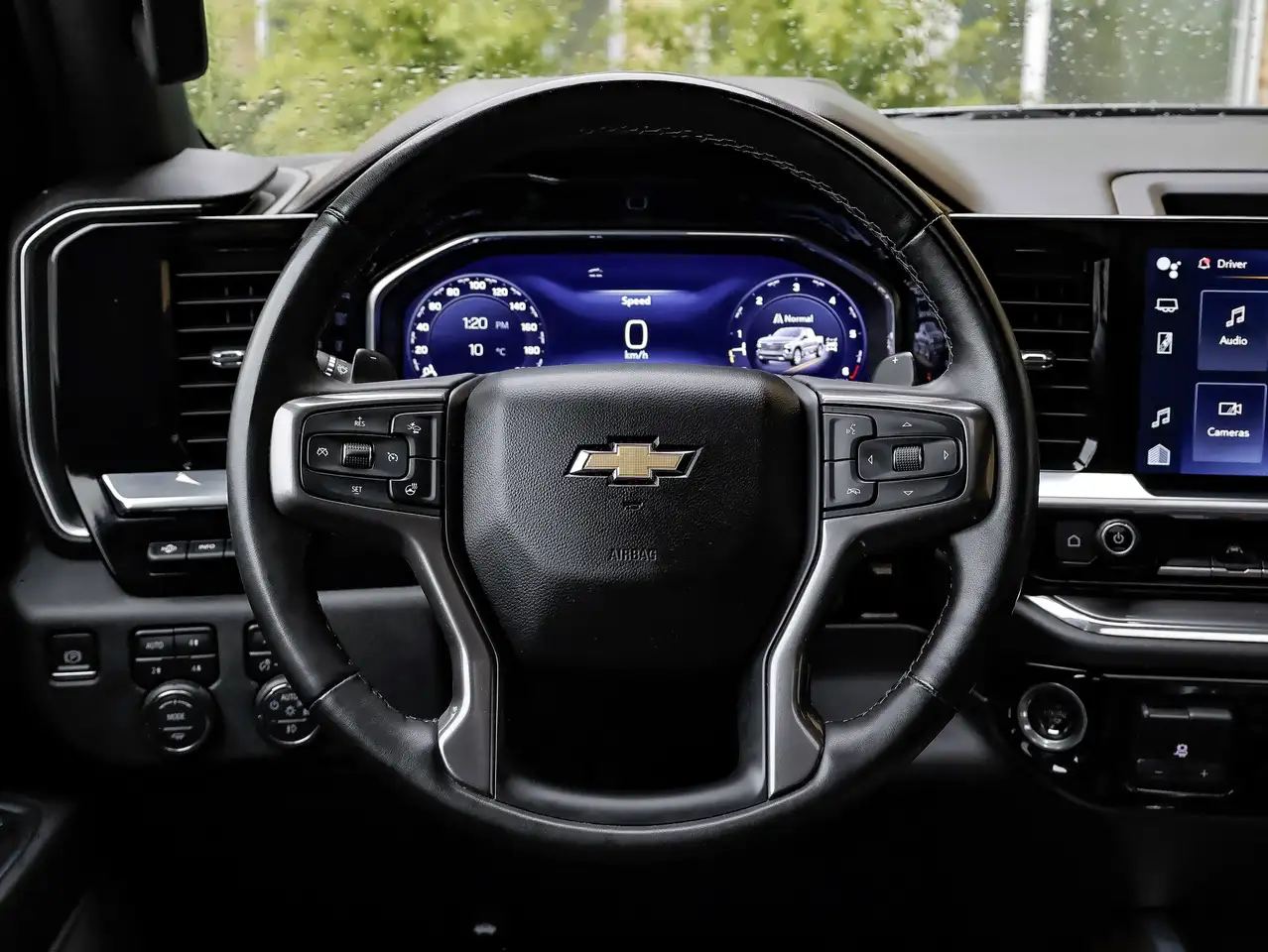 Chevrolet Silverado 1500 снимка Chevrolet Silverado 1500