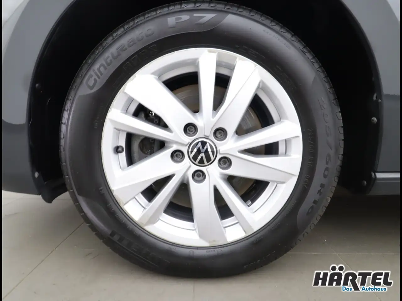 Volkswagen Touran COMFORTLINE 2.0 TDI DSG (+EURO6) Bluetooth 16