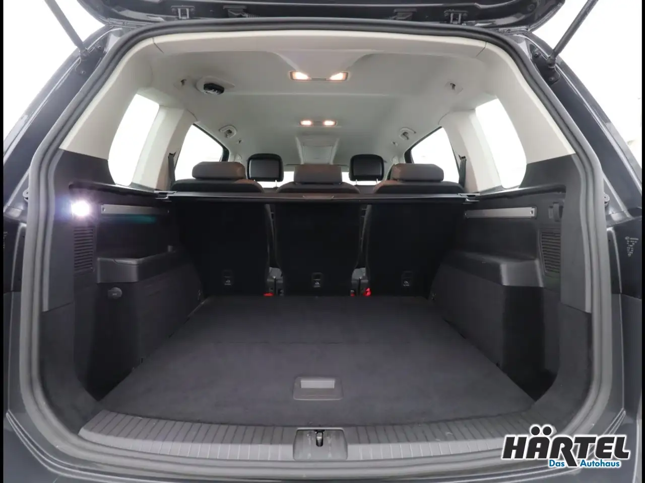 Volkswagen Touran COMFORTLINE 2.0 TDI DSG (+EURO6) Bluetooth 13