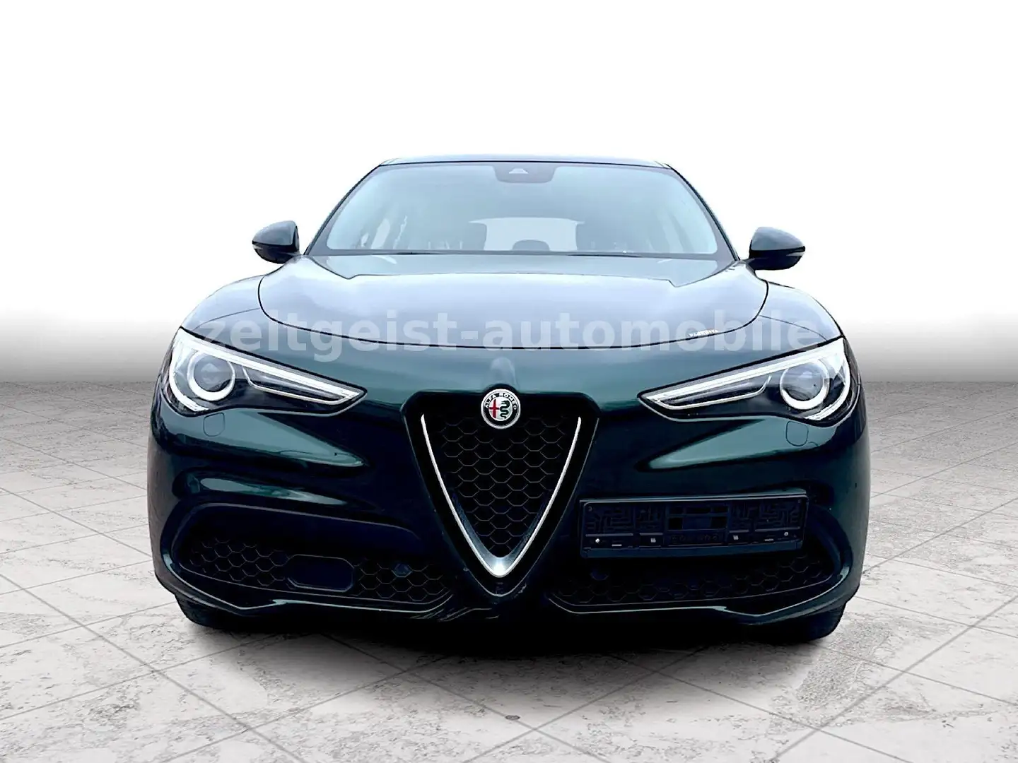 Alfa Romeo Stelvio Super*Teil-Leder*Xen*CAM*AHK*1.HAND* Verde - 2