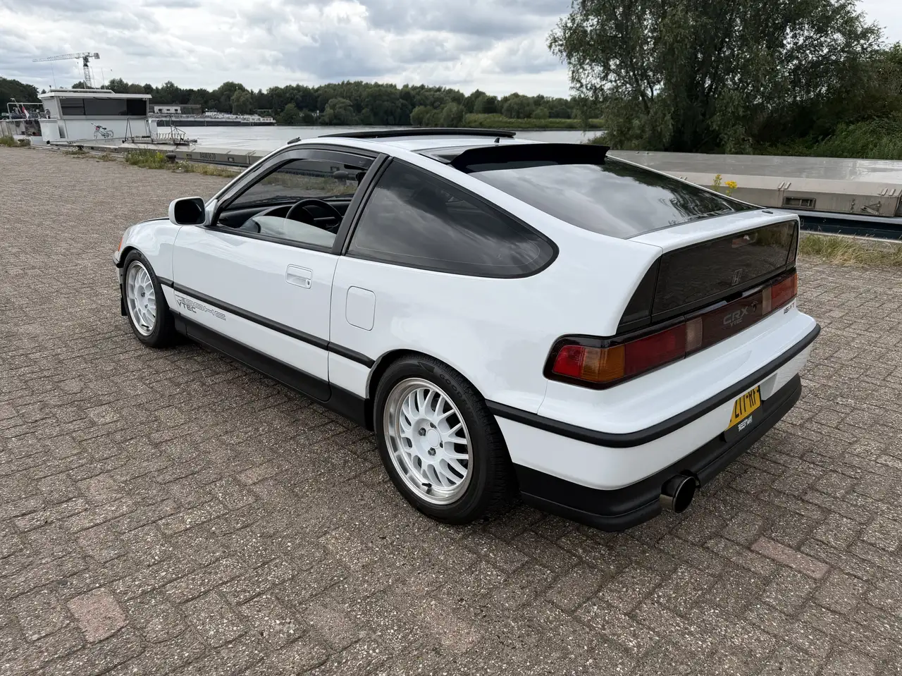 Honda CRX 1.6i-16 VT, foto 5