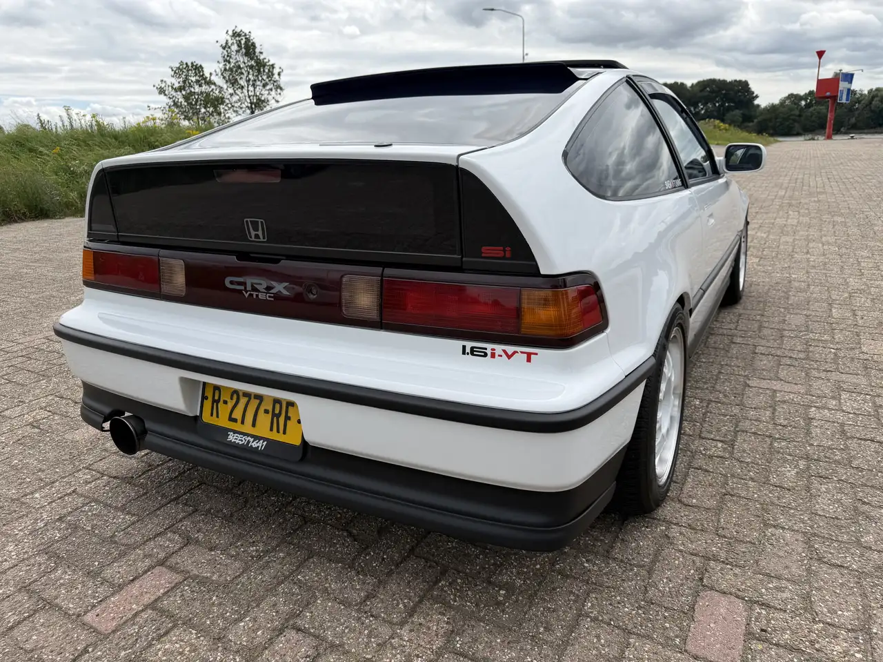 Honda CRX 1.6i-16 VT, foto 6