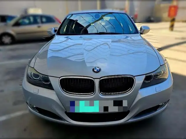 BMW 320 320d E90