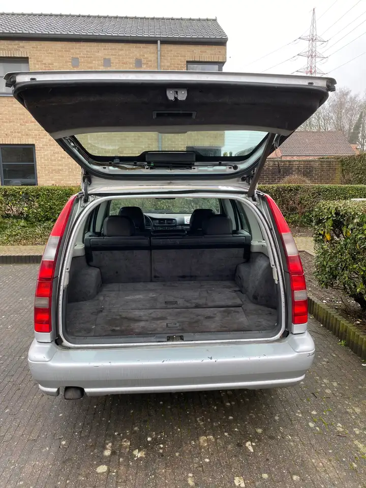 Volvo V70 2.5 TDi Europa, foto 4