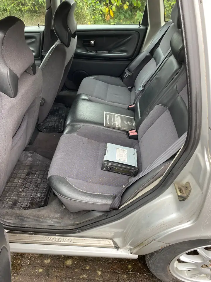 Volvo V70 2.5 TDi Europa, foto 5