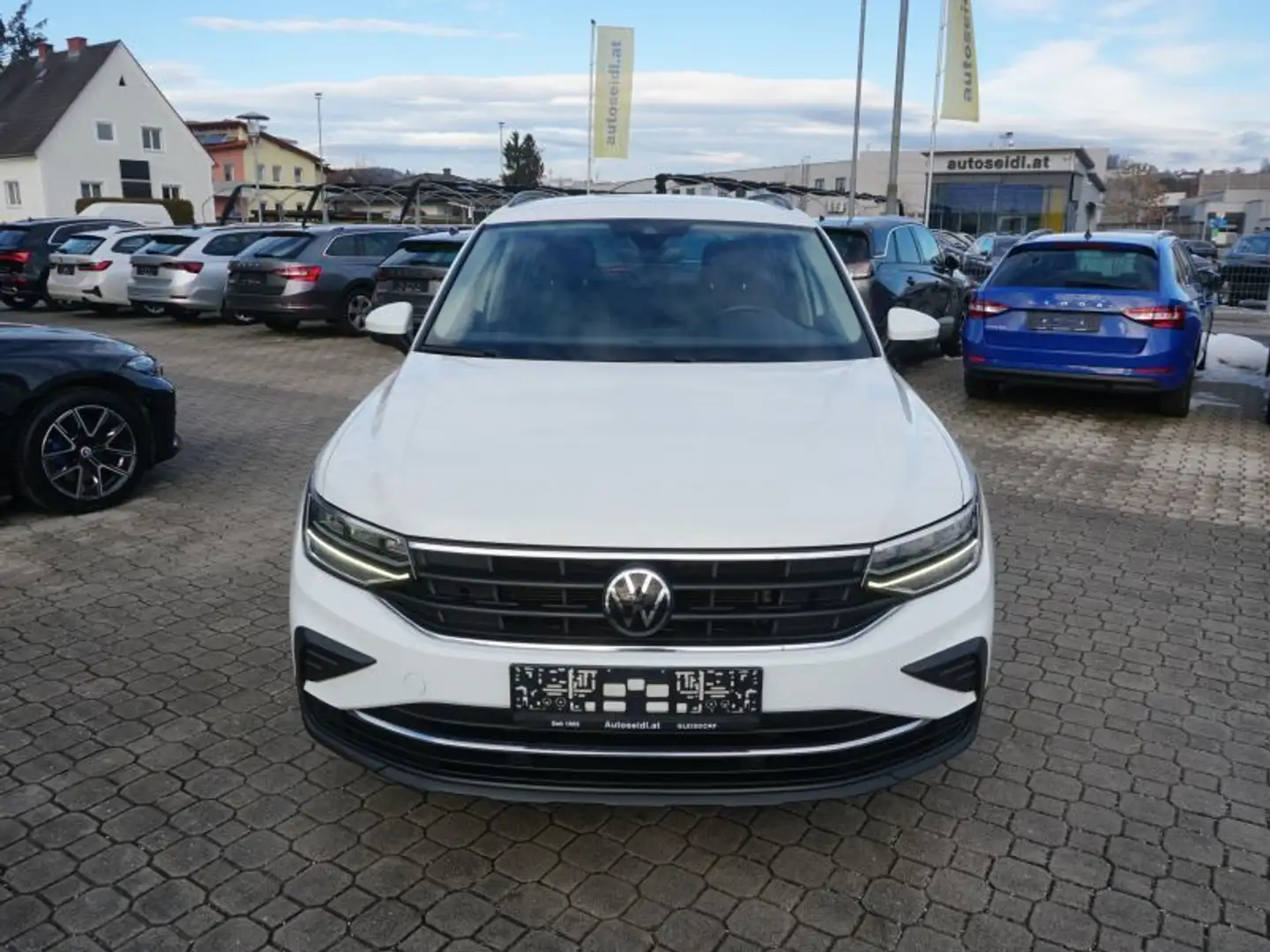 Volkswagen Tiguan 2,0 TDI Life DSG *NAVI+LED+KAMERA* Weiß - 2