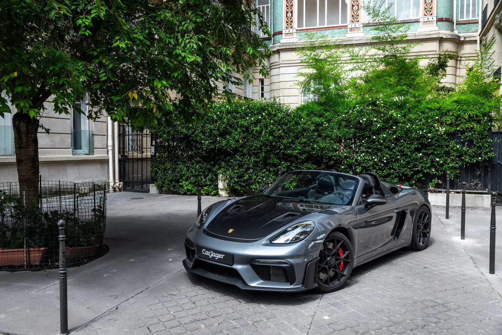Porsche 718 Spyder RS Сірий - 1