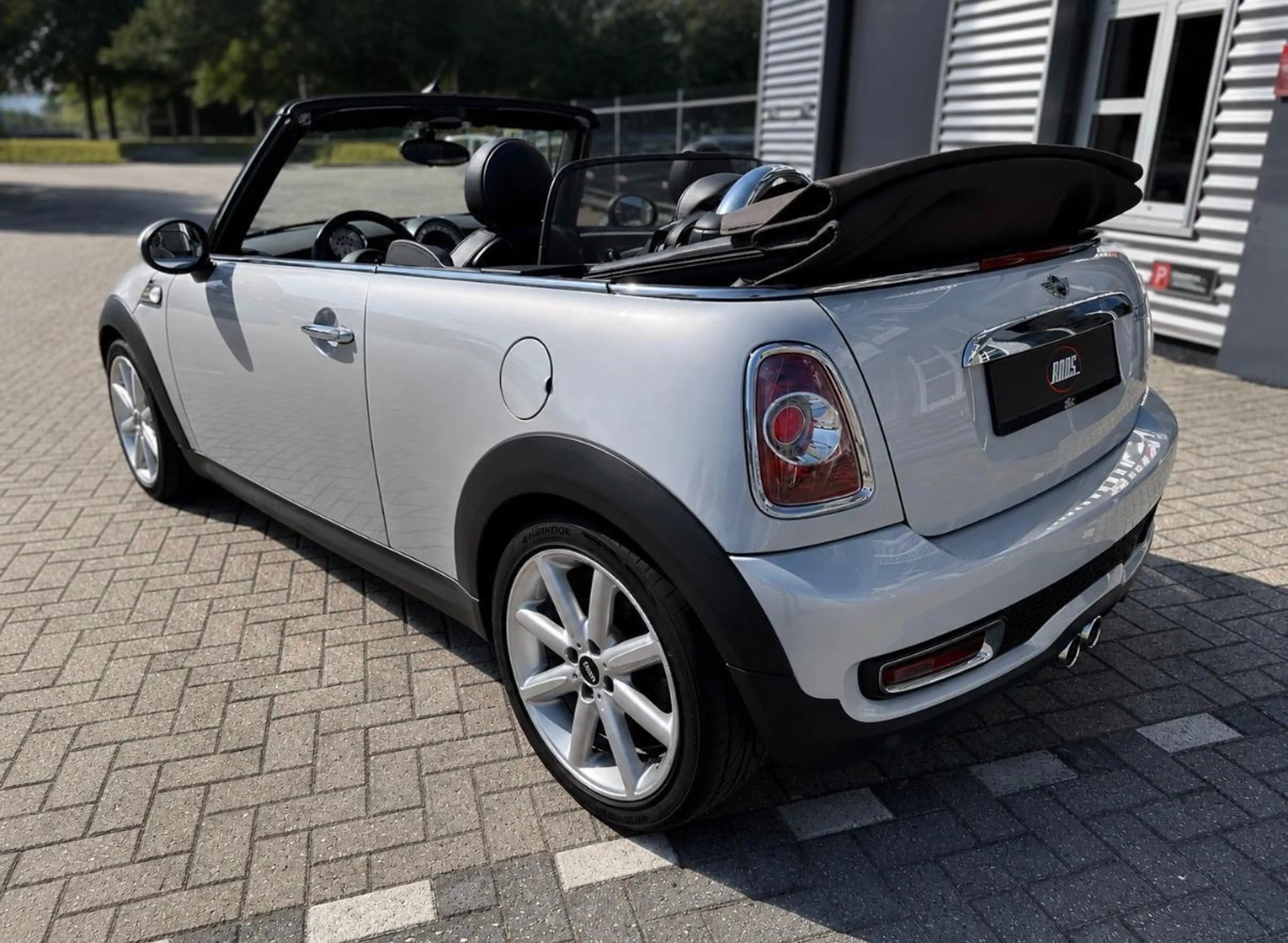 MINI Cooper S Cabrio 1.6 Highgate uitvoering | Luxe samenstelling — photo 9