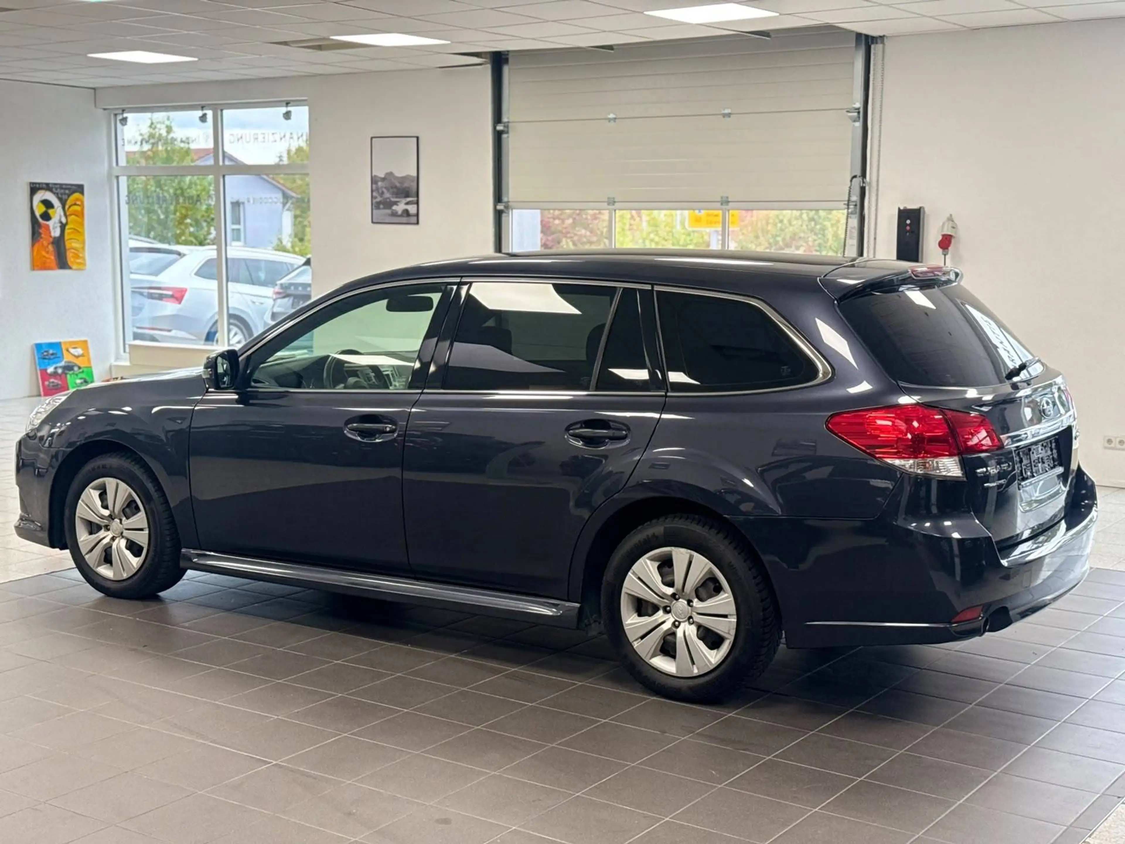 Subaru Legacy Trend 2.0 AWD | SCHECKHEFTGEPFLEGT | GROßE SERVICE + TÜV NEU | KAMERA — photo 3