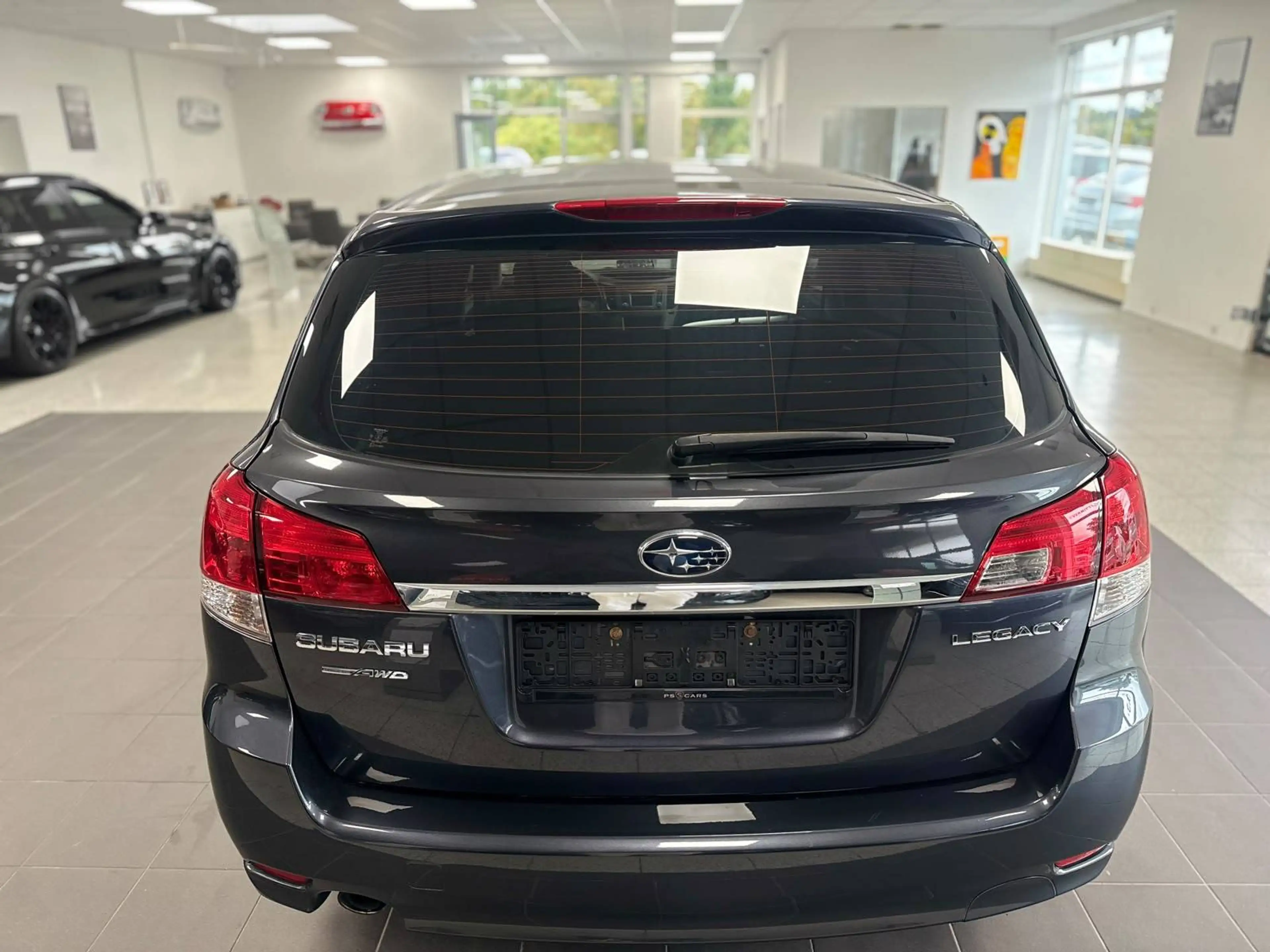 Subaru Legacy Trend 2.0 AWD | SCHECKHEFTGEPFLEGT | GROßE SERVICE + TÜV NEU | KAMERA — photo 4