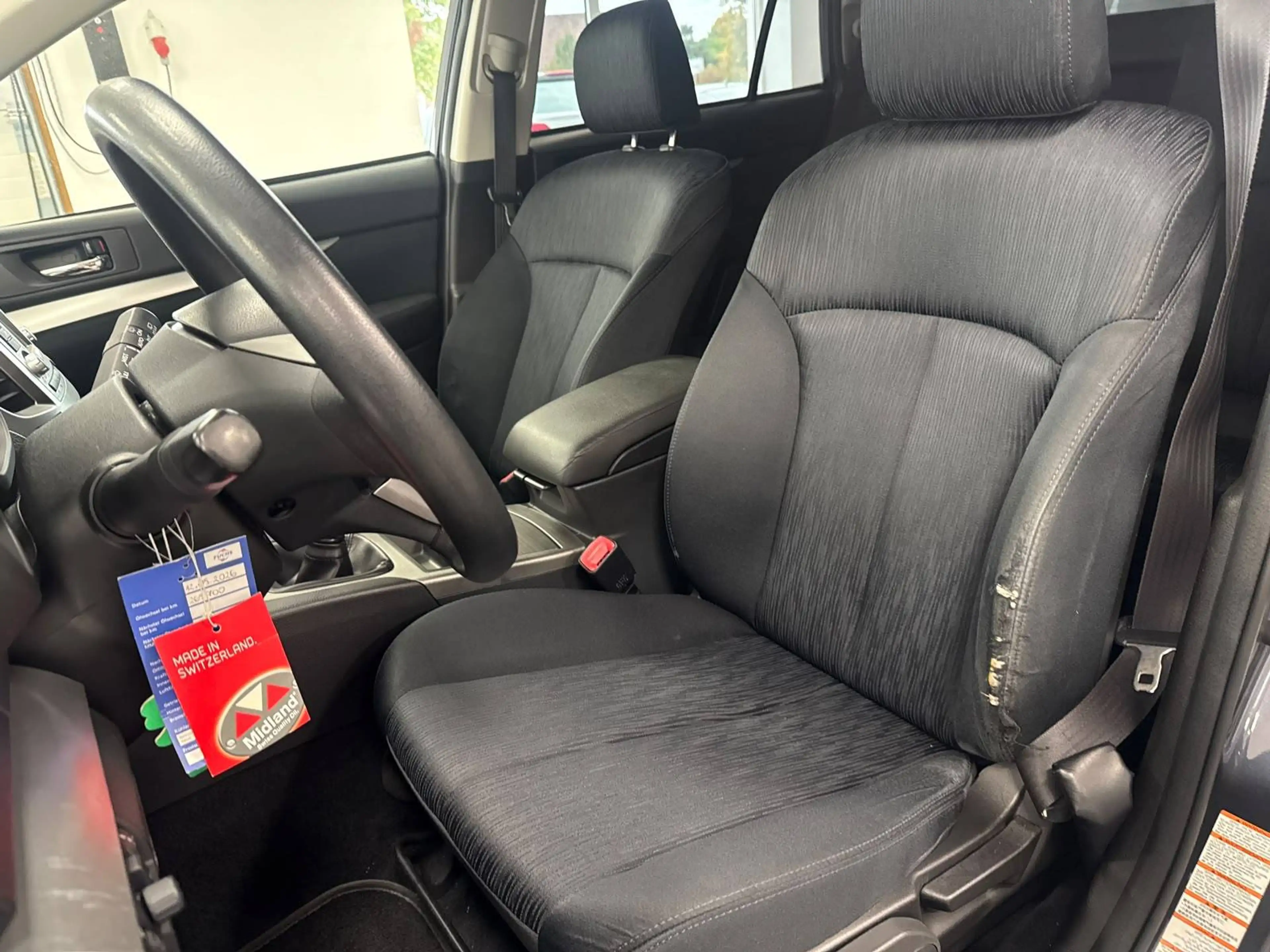 Subaru Legacy Trend 2.0 AWD | SCHECKHEFTGEPFLEGT | GROßE SERVICE + TÜV NEU | KAMERA — photo 14